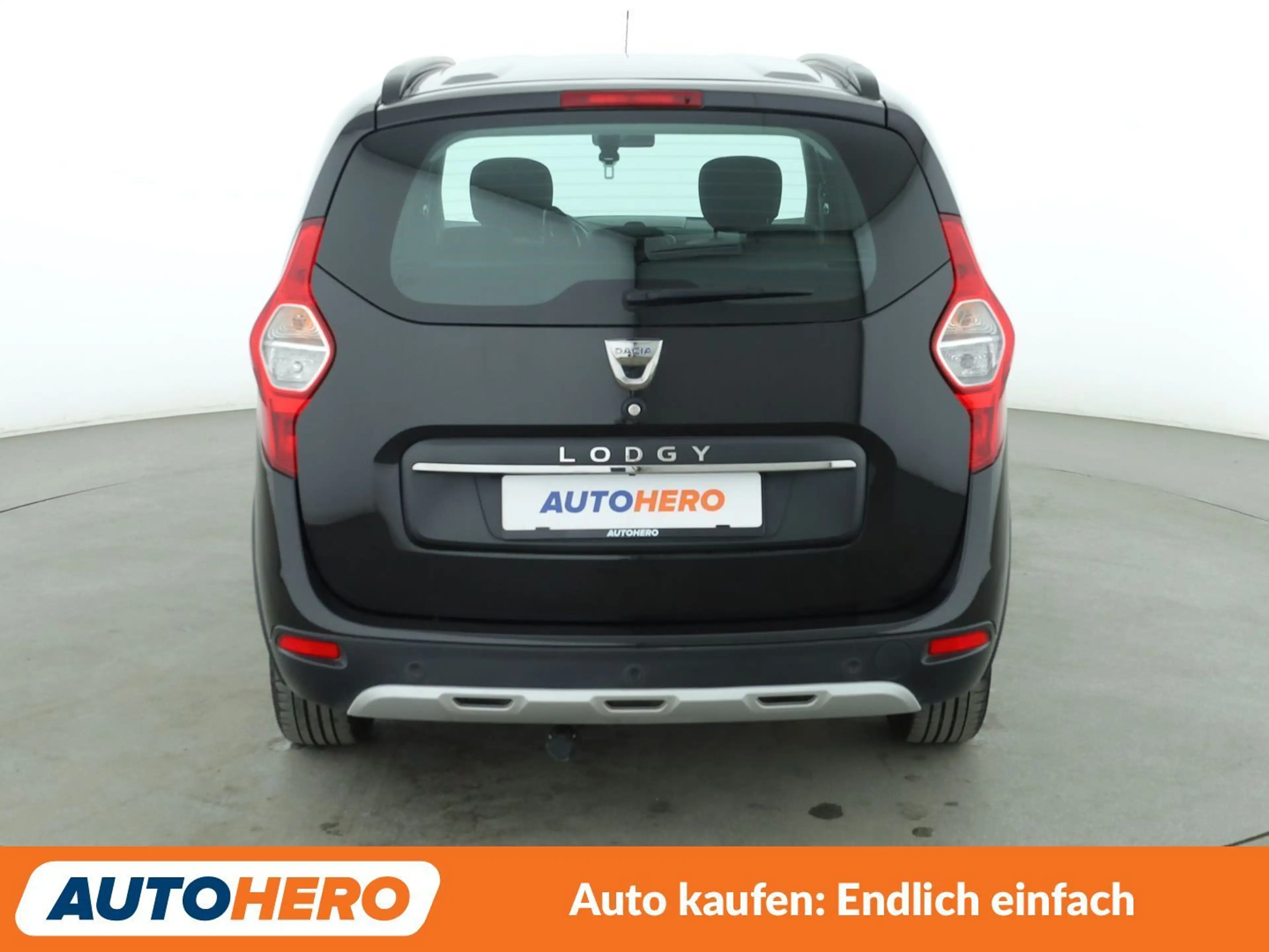 Dacia Lodgy 1.3 TCe Stepway *NAVI*TEMPO*PDC*SHZ*KLIMA* — photo 5