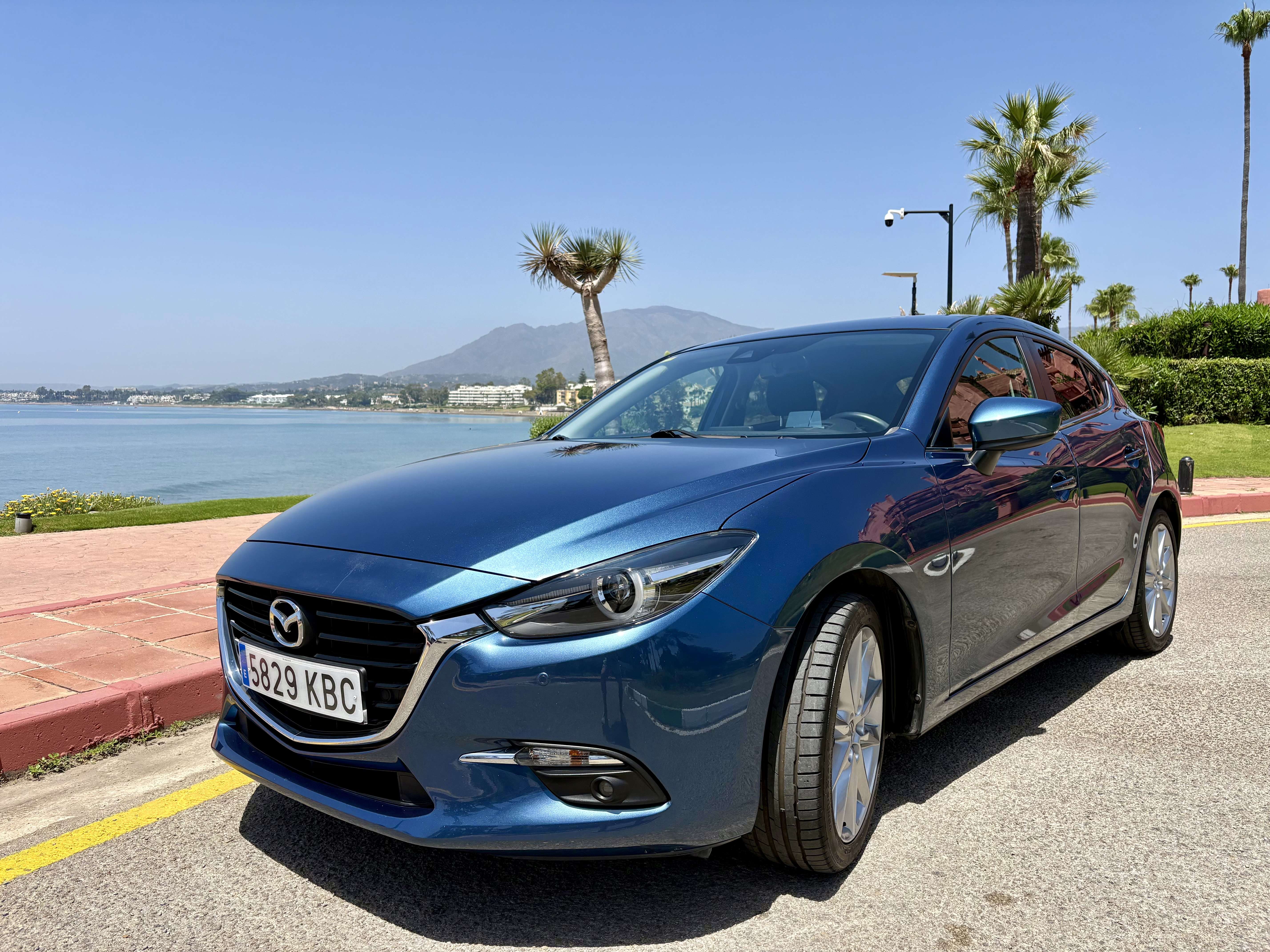 Mazda 3 SKYACTIV-G 120 Luxury Nav Bosé Safety - foto 1
