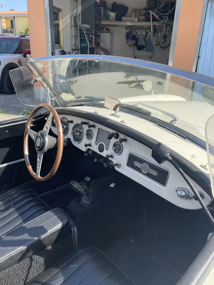 MGA 1600, foto 12