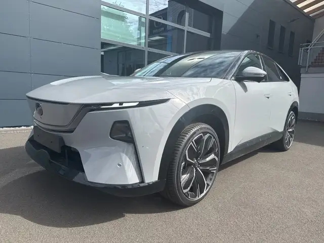 Mazda CX-6e