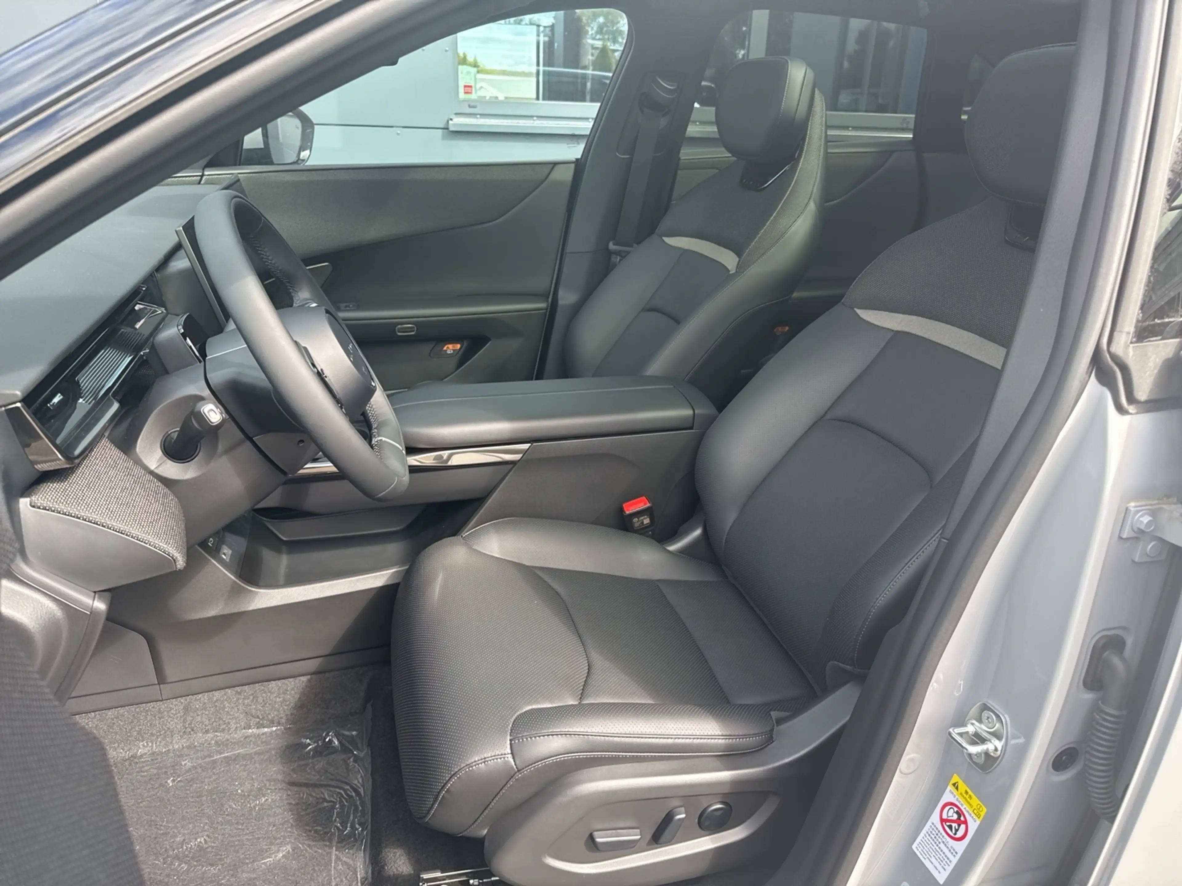 Mazda CX-6e Takumi 21 Zoll Metallic 258 **SOFORT** — photo 14