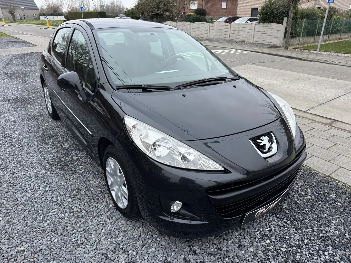 Peugeot 207 207+ 1.4 HDi Access GARANTIE 12 MOIS Noir - 2