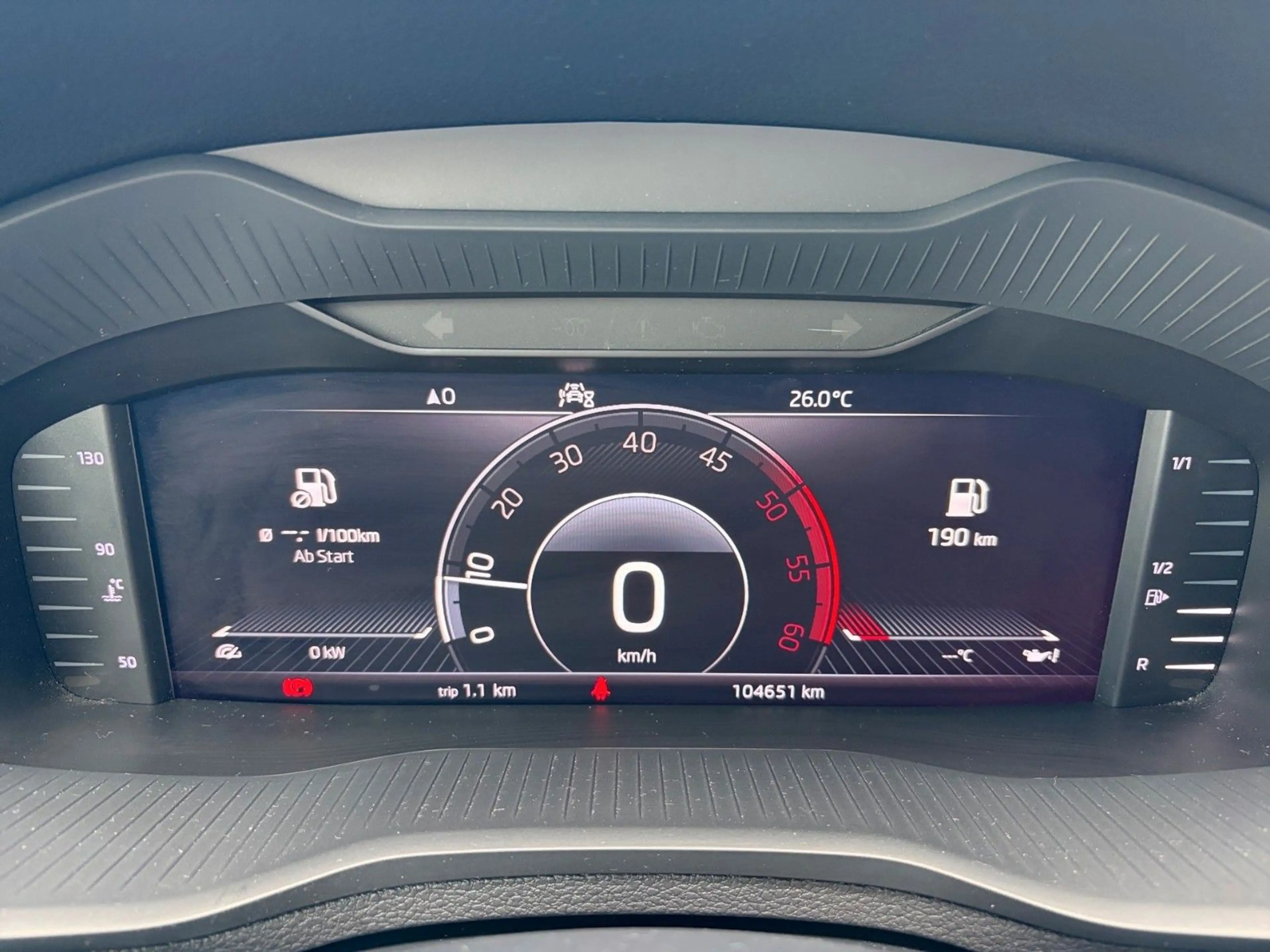 Skoda Karoq Style *CarPlay, Pano, AHK, Keyless, LED* — photo 14