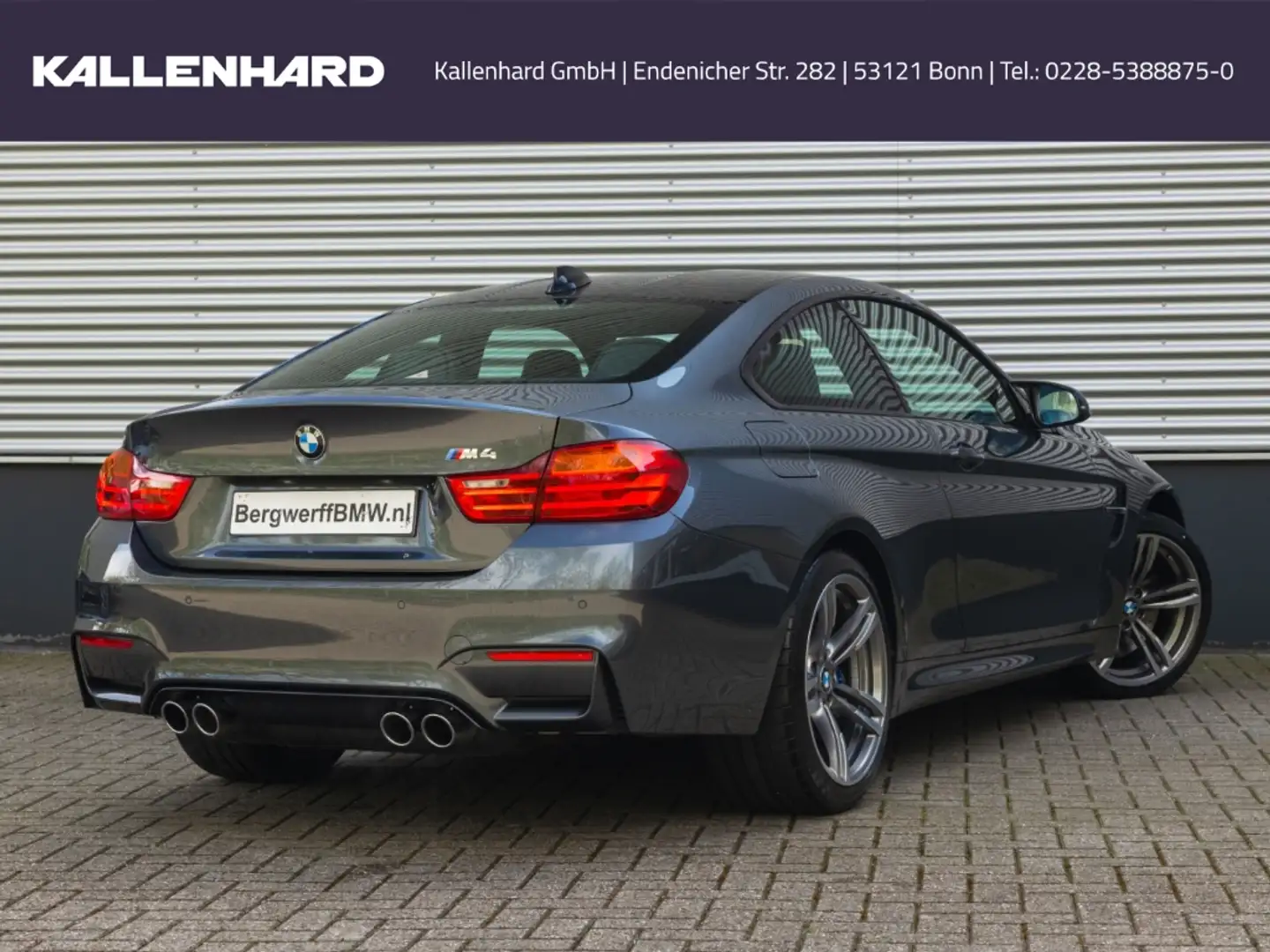 BMW M4 Coupe-DCT-Merino-Harman-Kardon-SHZ-First Paint Grau - 2