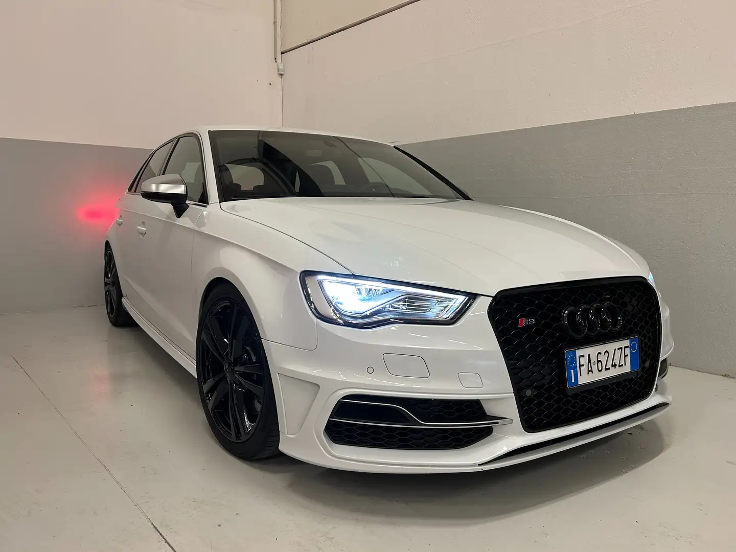 Audi S3 Sportback 2.0 tfsi quattro s-tronic FULL LED Blanc - 1