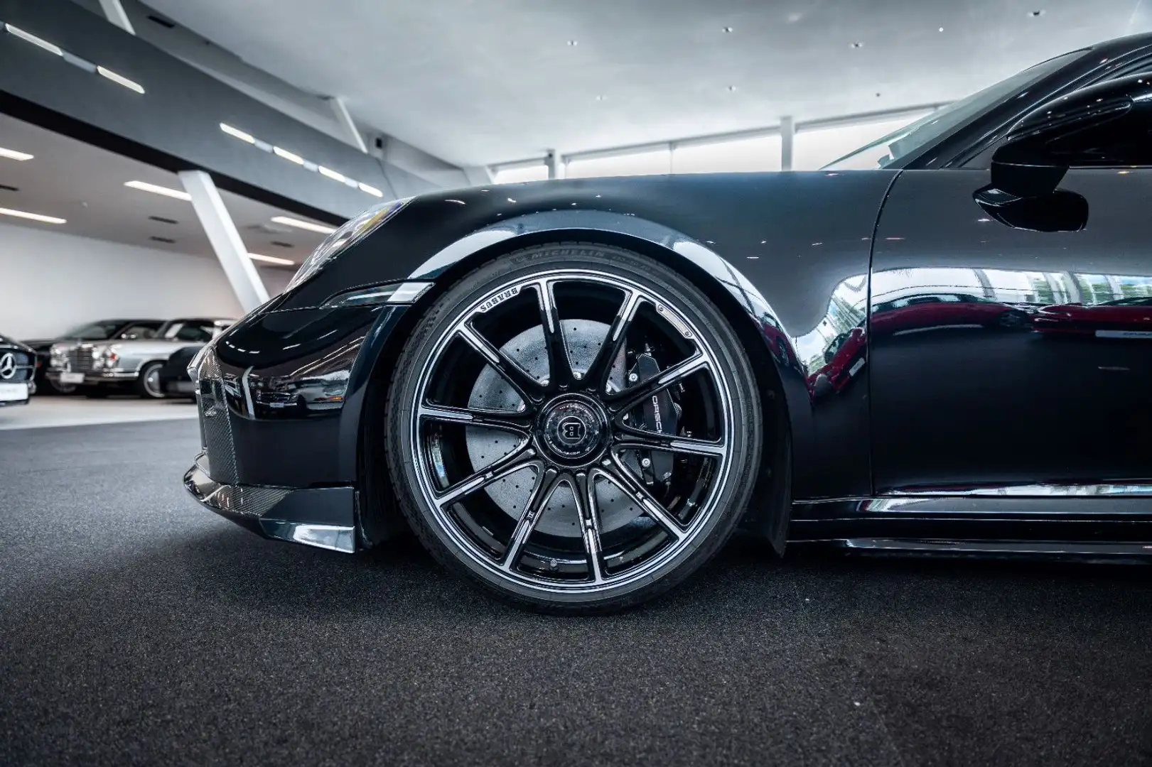 Porsche 992 Turbo*Brabus*Burmester*Carbon* Noir - 2