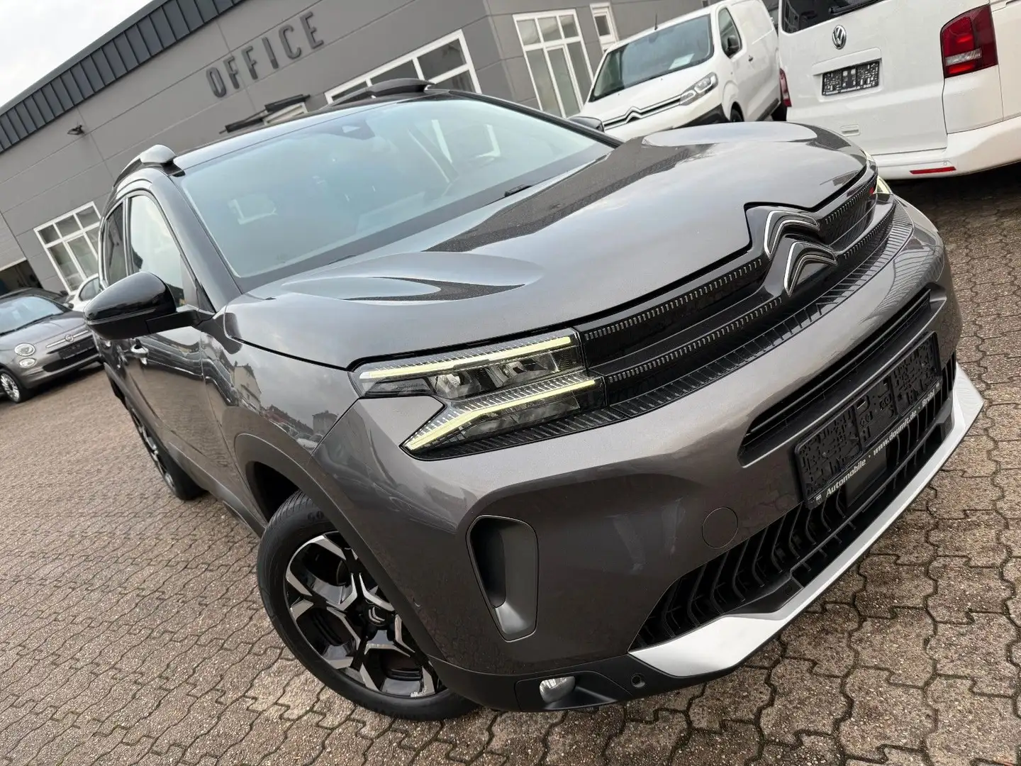 Citroen C5 Aircross Shine PureTech 130 Grau - 2