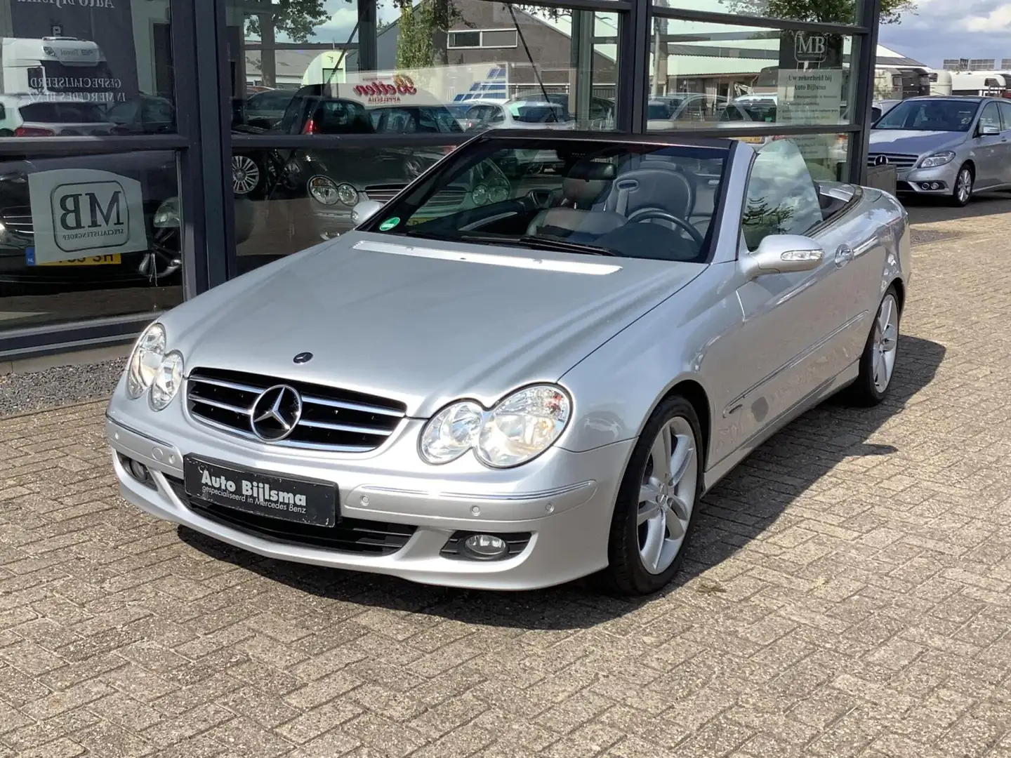 Mercedes-Benz CLK 200 Cabrio K. Avantgarde automaat, leer, zeer net Grigio - 2