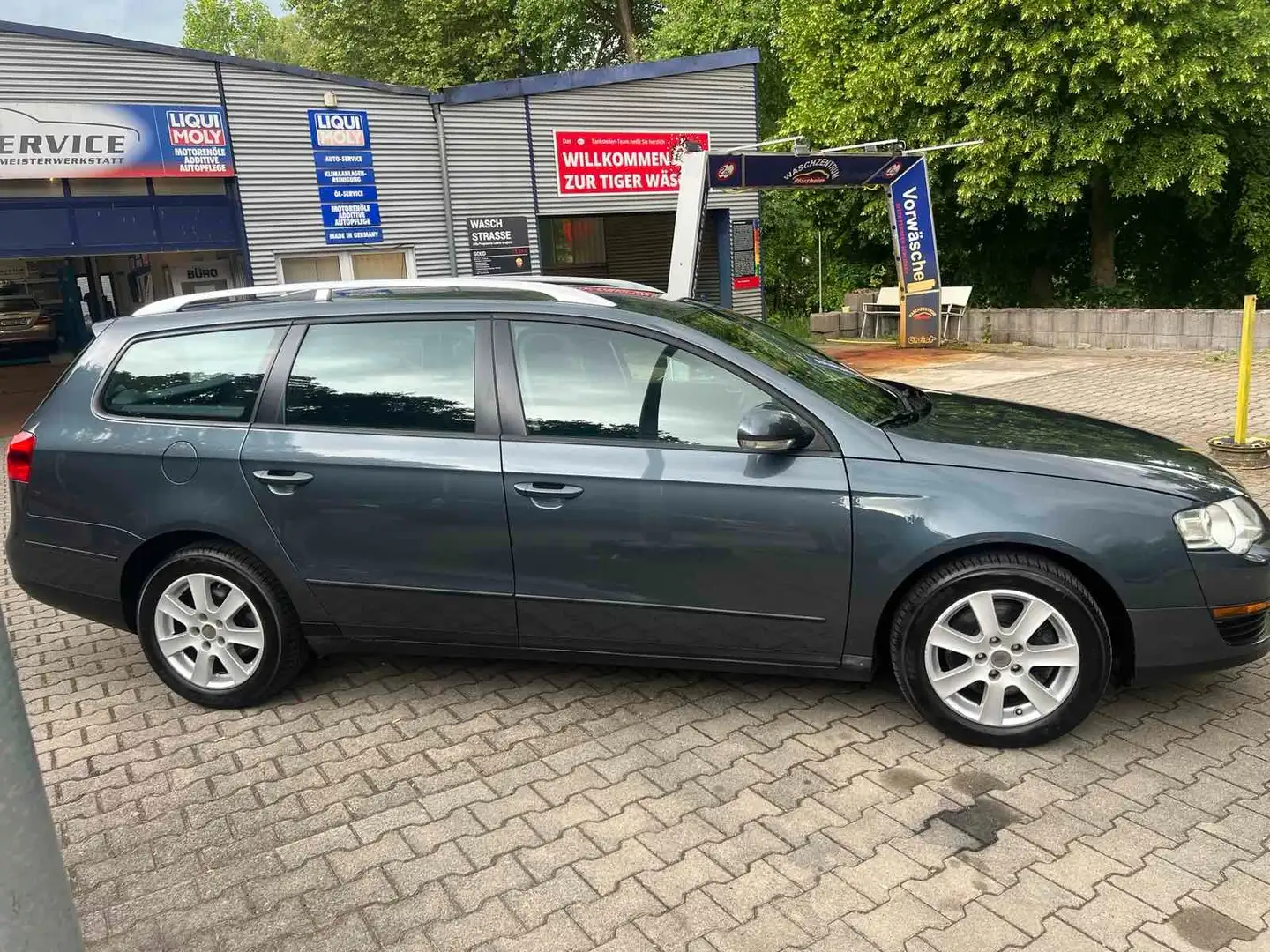 Volkswagen Passat Variant TDI Navi Klima 2 Hand Preis inkl Neu Tüv Сірий - 1