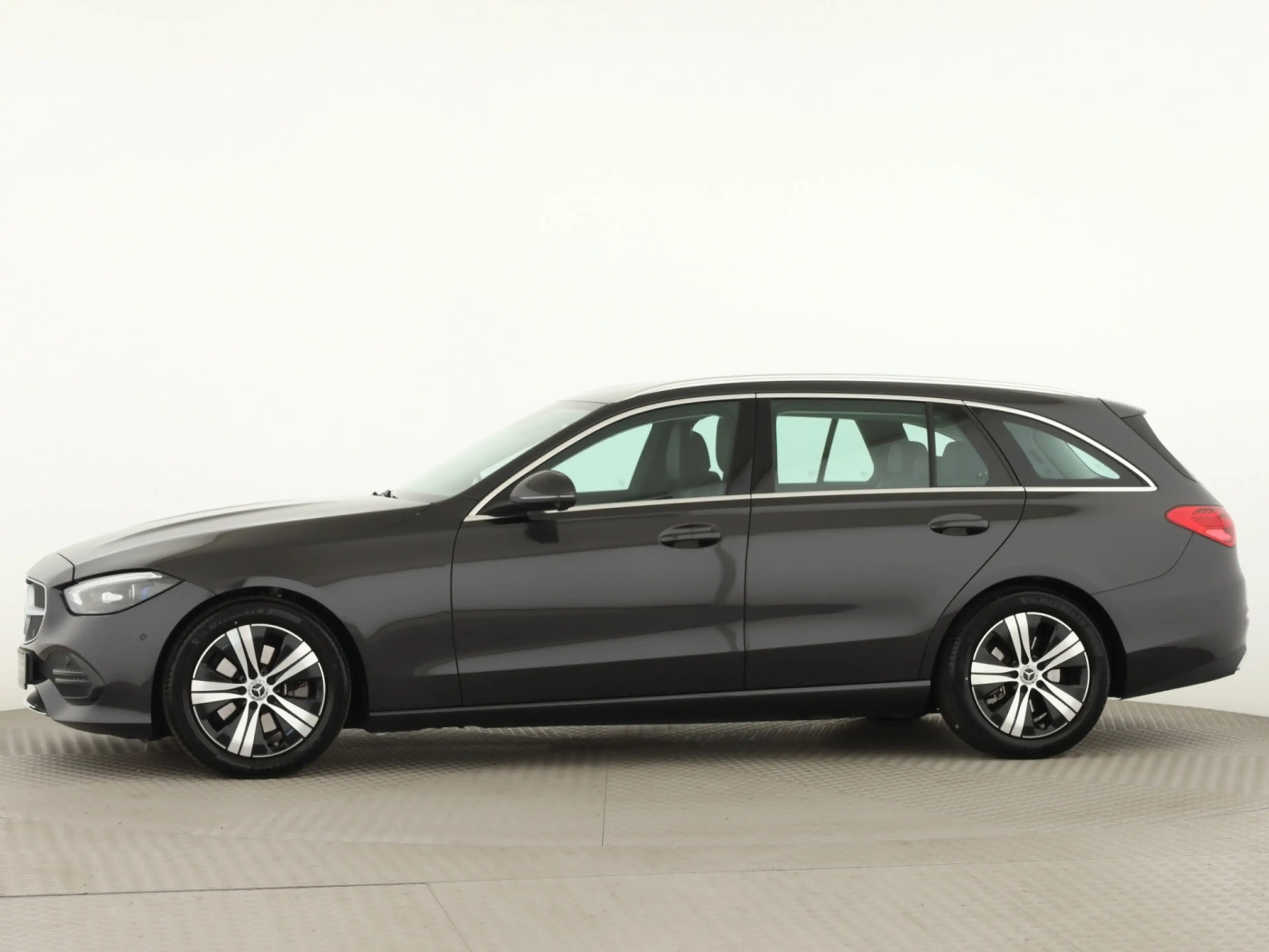 Mercedes-Benz C 200 T Avantgarde*Digital-Light*AHK*360°Kamera* — photo 7