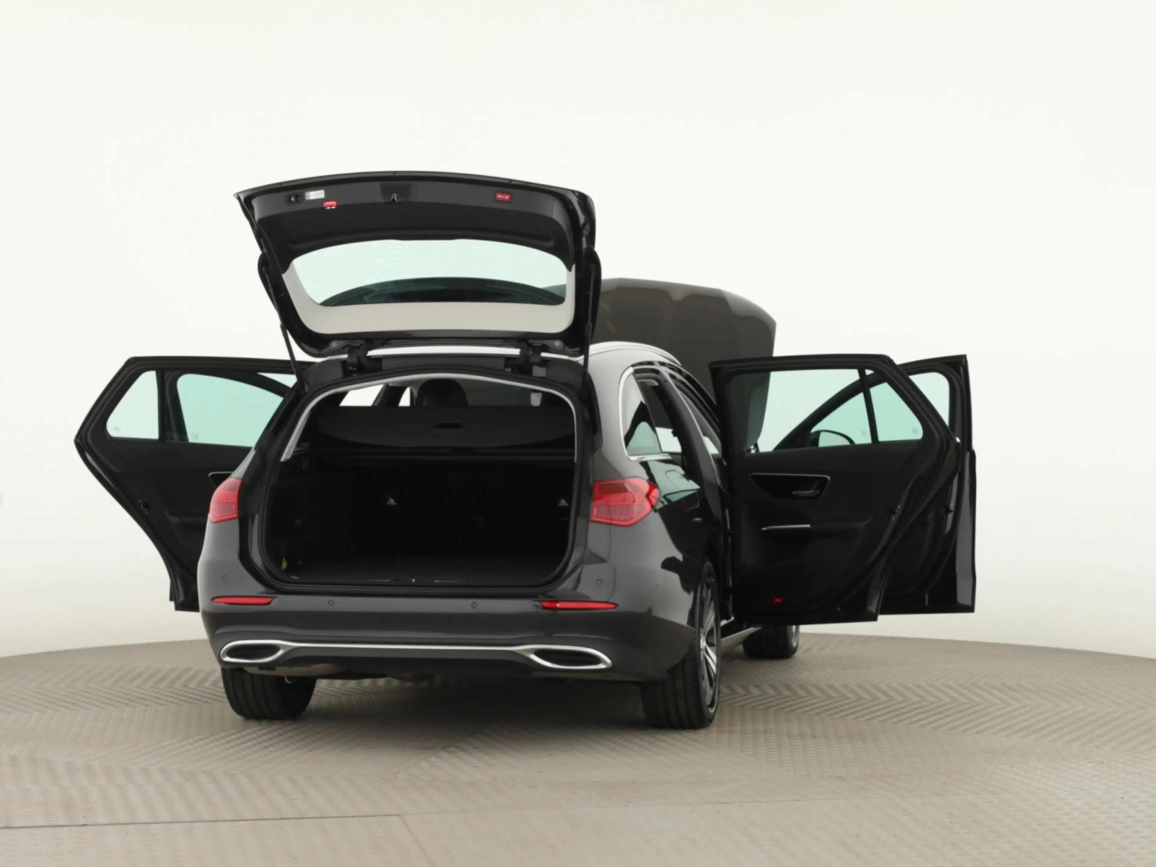 Mercedes-Benz C 200 T Avantgarde*Digital-Light*AHK*360°Kamera* — photo 9