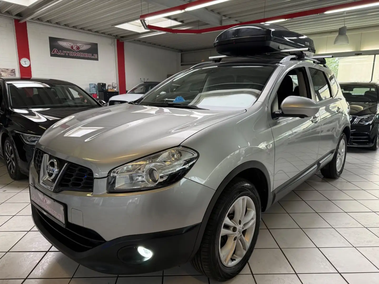 Nissan Qashqai +2 Acenta 360° KAMERA PANORAMA NAVI AHK Argent - 1