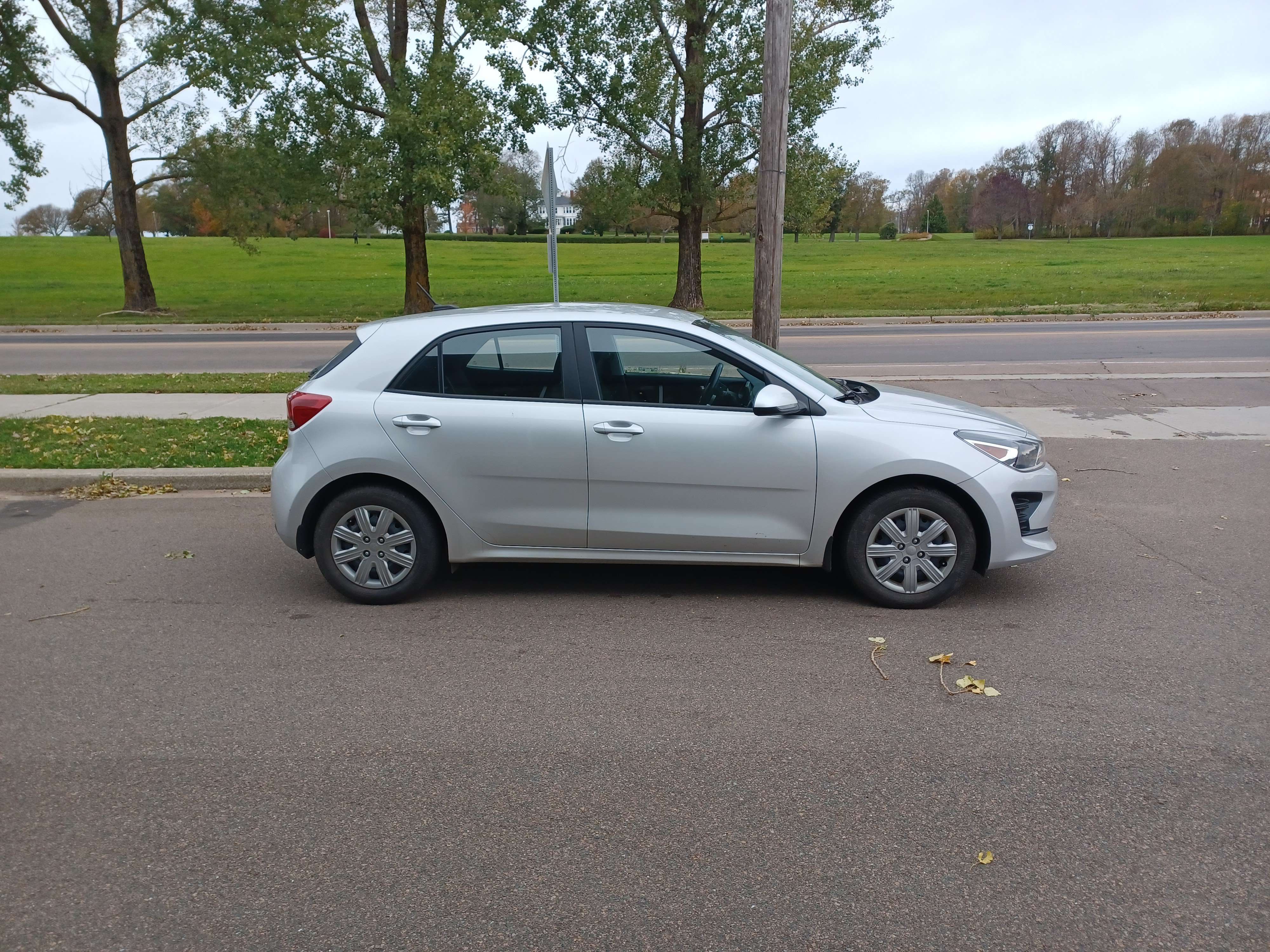 2023 Kia Rio Hatchback 5-Door