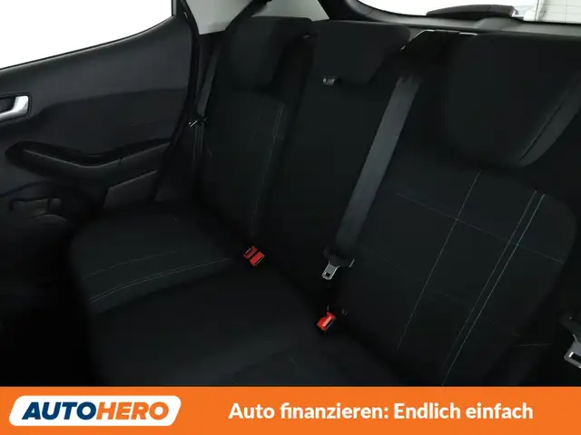 Ford Fiesta view 14
