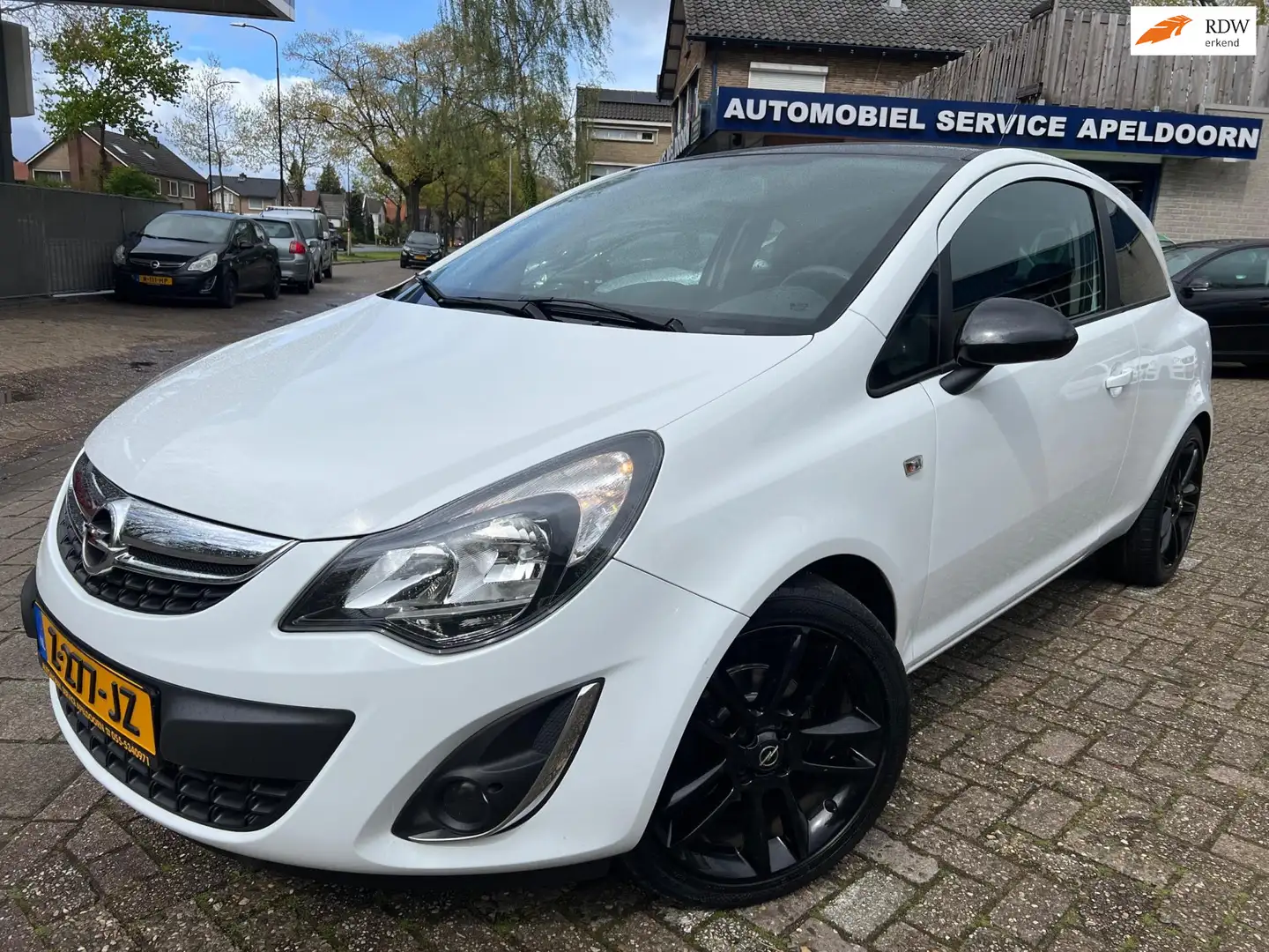 Opel Corsa 1.2 Color Edition *CRUISE*STOELVERW.*AIRCO*STUURVE Wit - 1