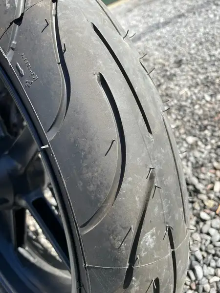 KTM 690 Duke - foto 5