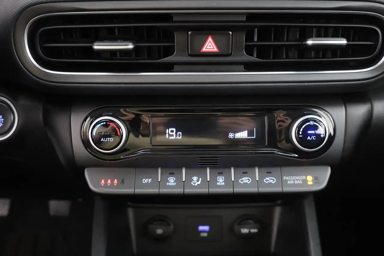 Hyundai Kona 1.0 T-GDI Trend LED Android Apple AHK PDC, миниатюра 12