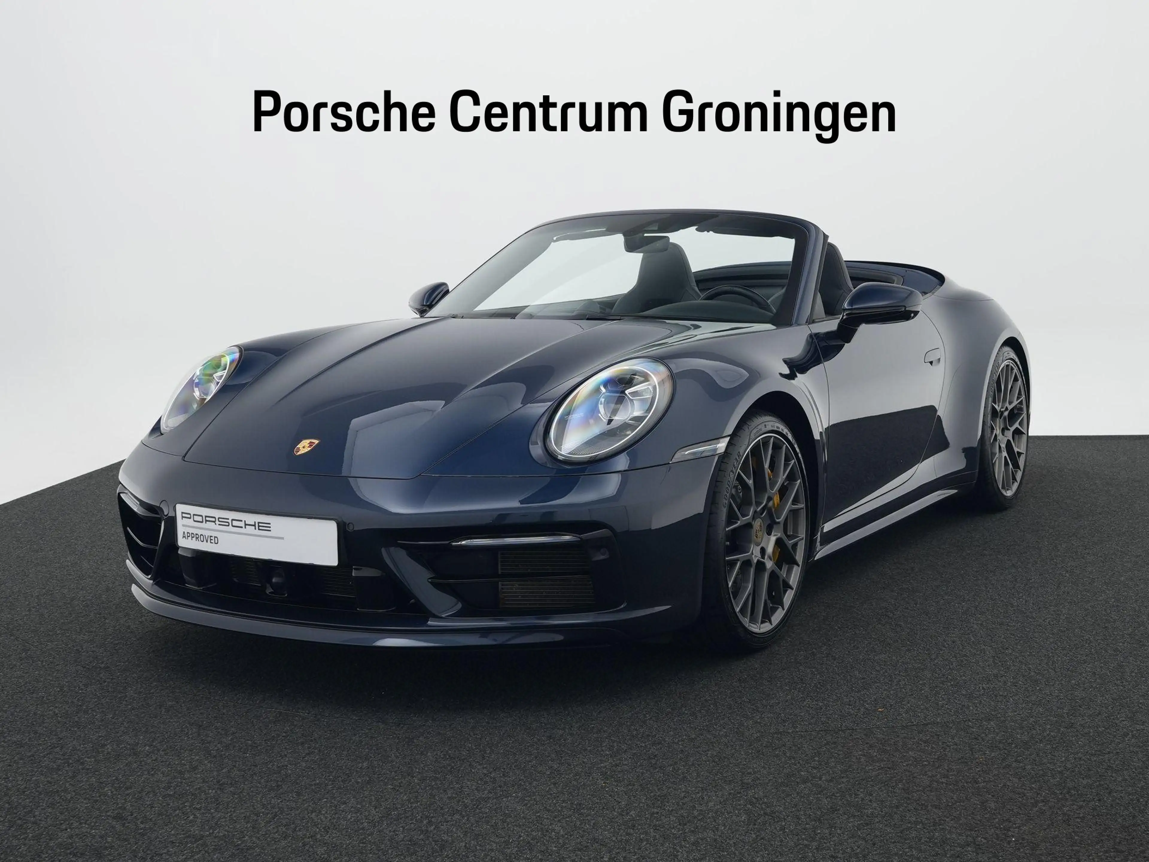 Porsche 992 Carrera 4S Cabriolet