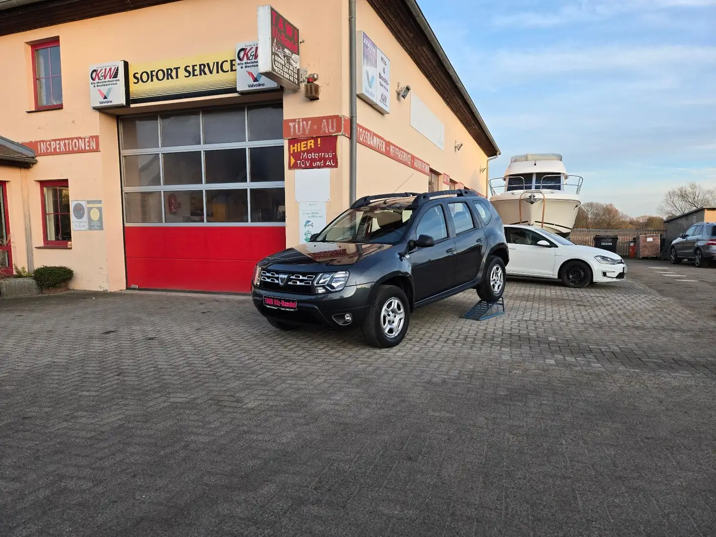 Dacia Duster I Ambiance 4x2**1.Hand**S+W Räder** - 1
