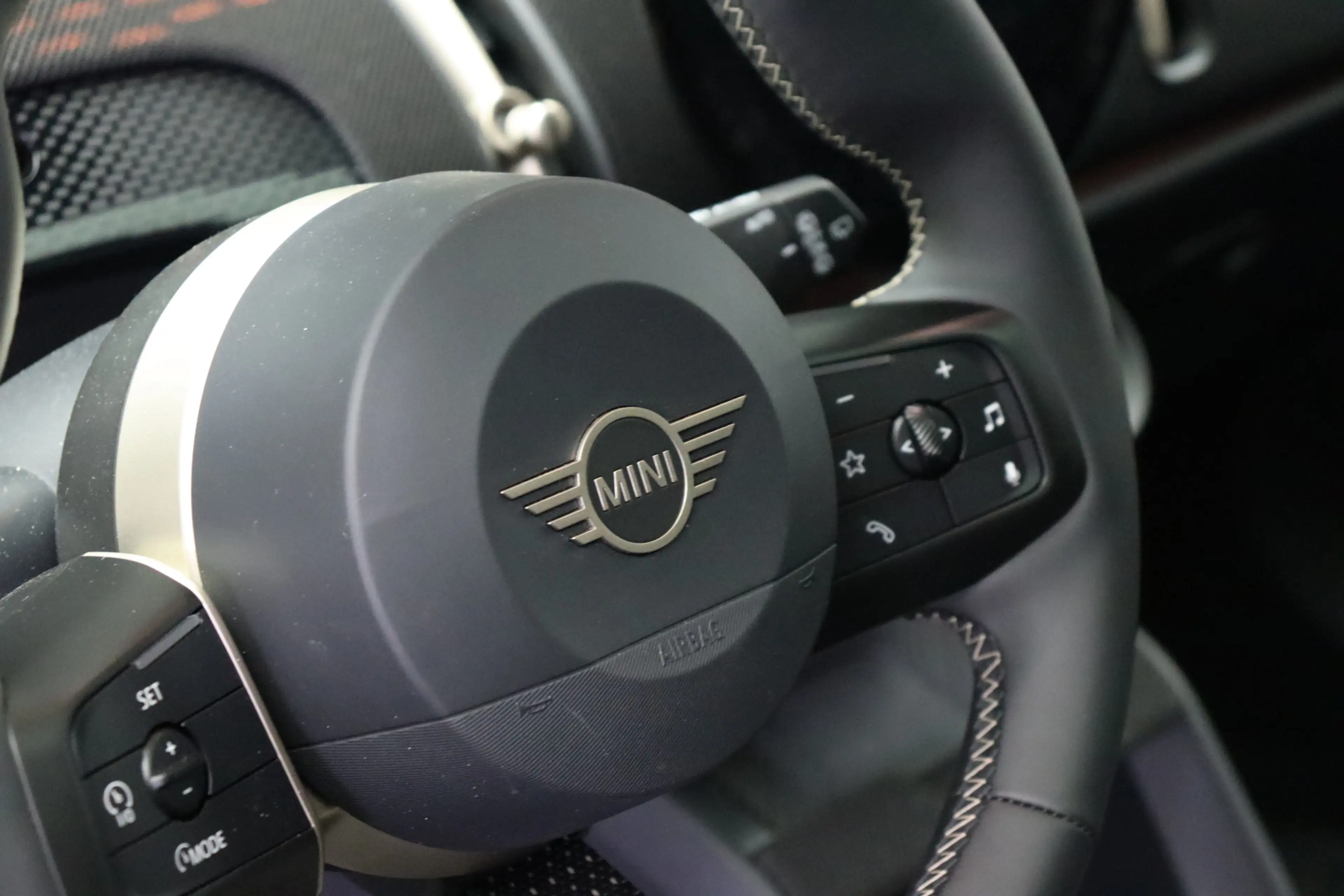 MINI Countryman E / Favoured / Pakket M / 19" Kaleido Spoke 2-tone — photo 8