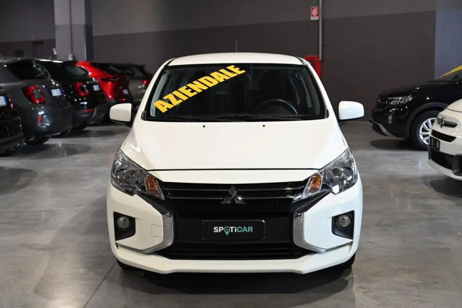 Mitsubishi Space Star 1.2 Invite Radio Bianco - 2