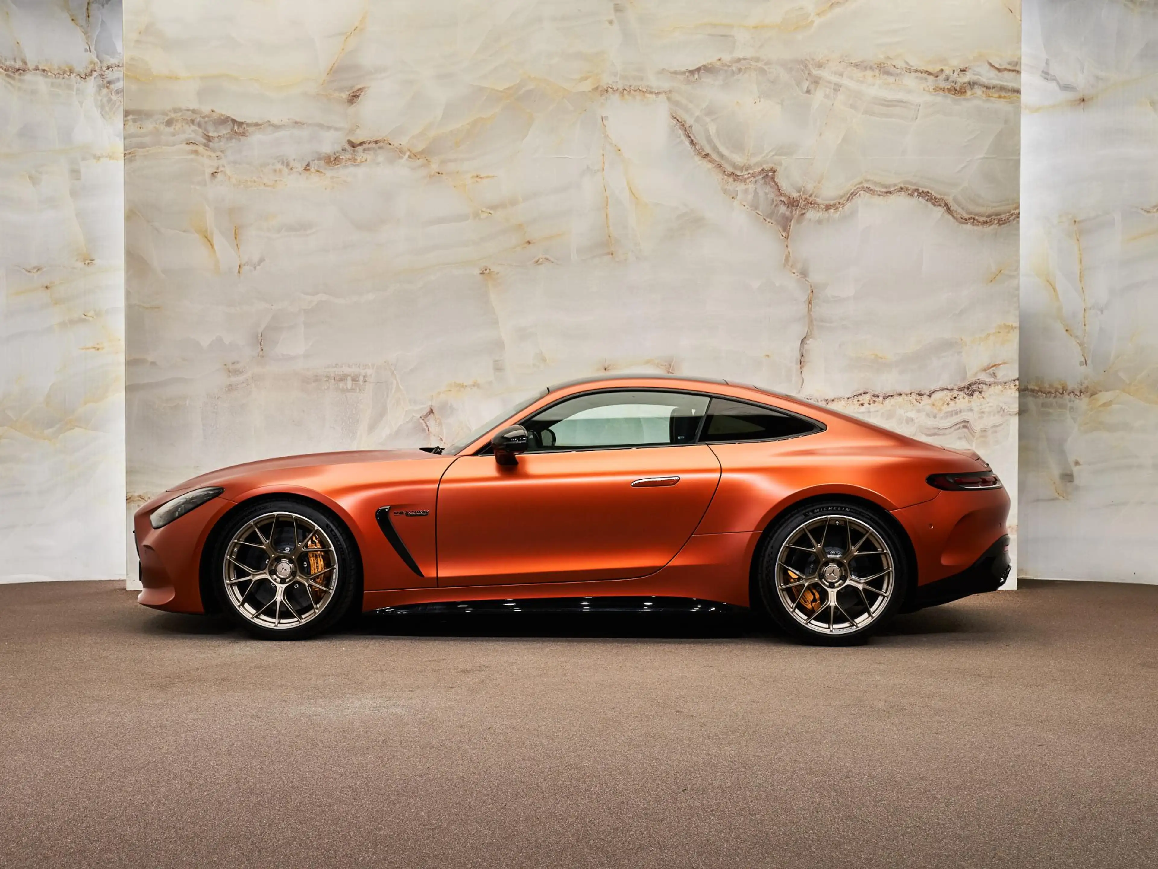 Mercedes-Benz AMG GT 63 S E Performance , Magno, pano, ceramic, DYNAMIC — photo 2