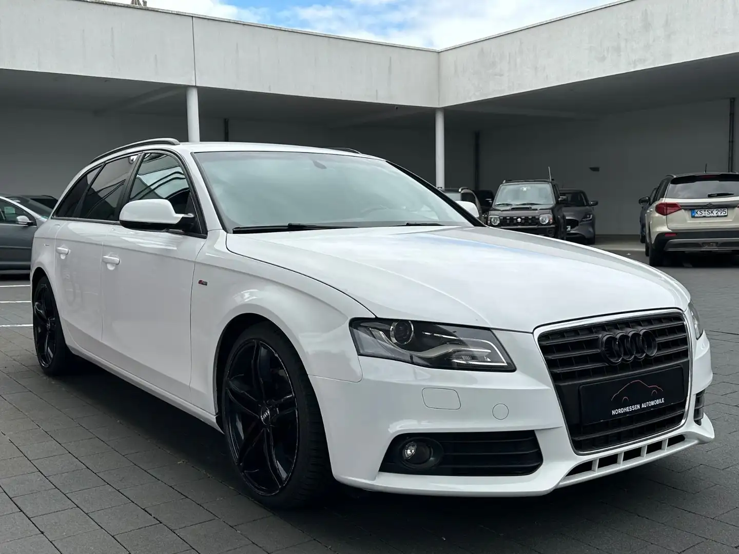 Audi A4 Avant 2.0 TDI S line Sportpaket | Xenon | AHK Blanco - 2