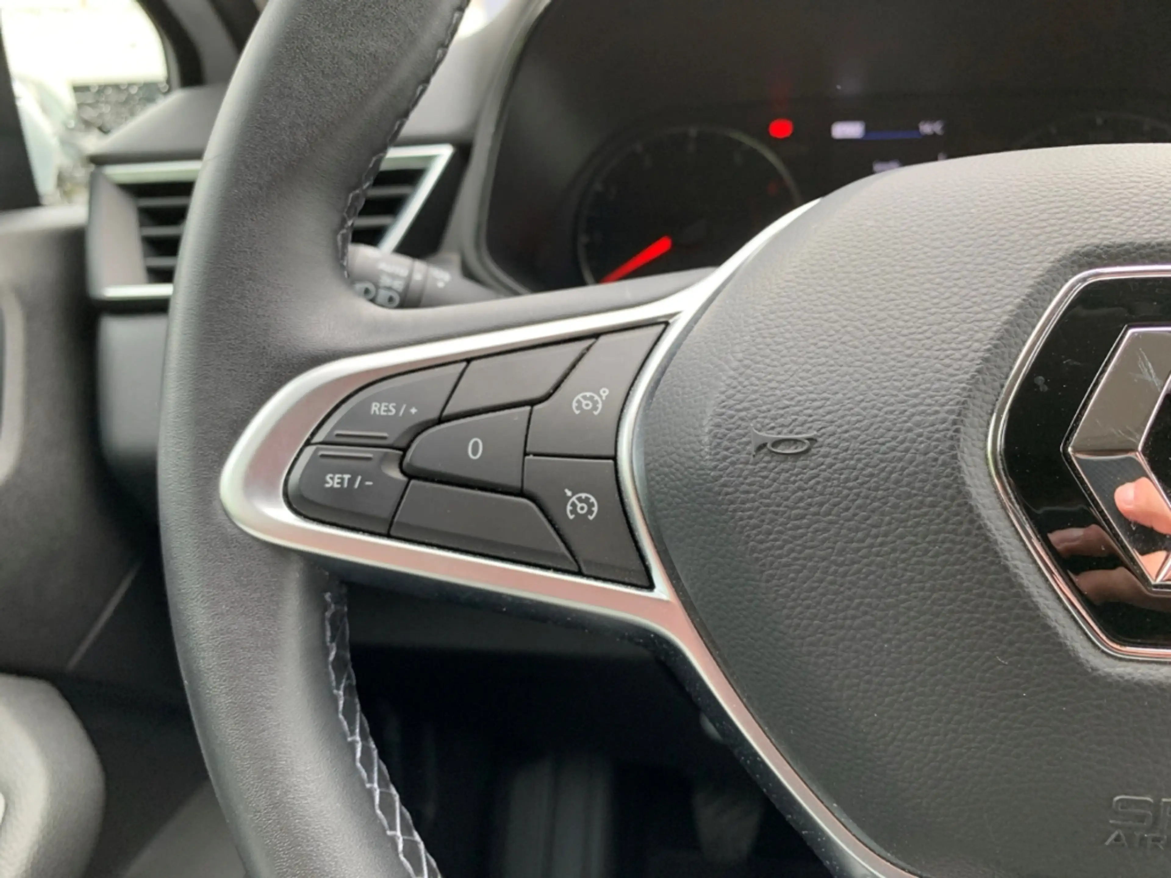 Renault Clio ZEN 1.0 TCe 90 Zen KLIMA+LED+DAB+TEMPOMAT — photo 22