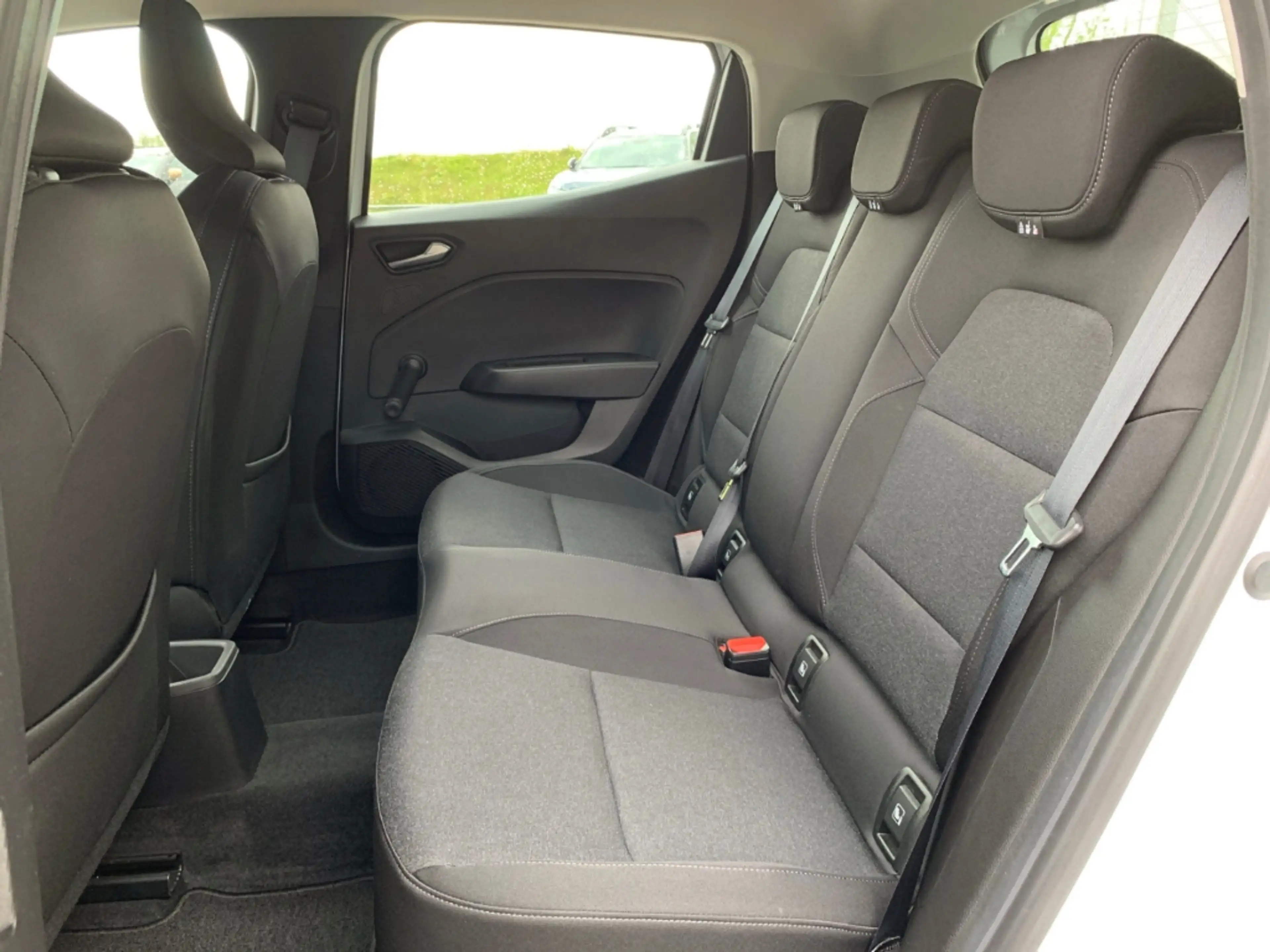 Renault Clio ZEN 1.0 TCe 90 Zen KLIMA+LED+DAB+TEMPOMAT — photo 11