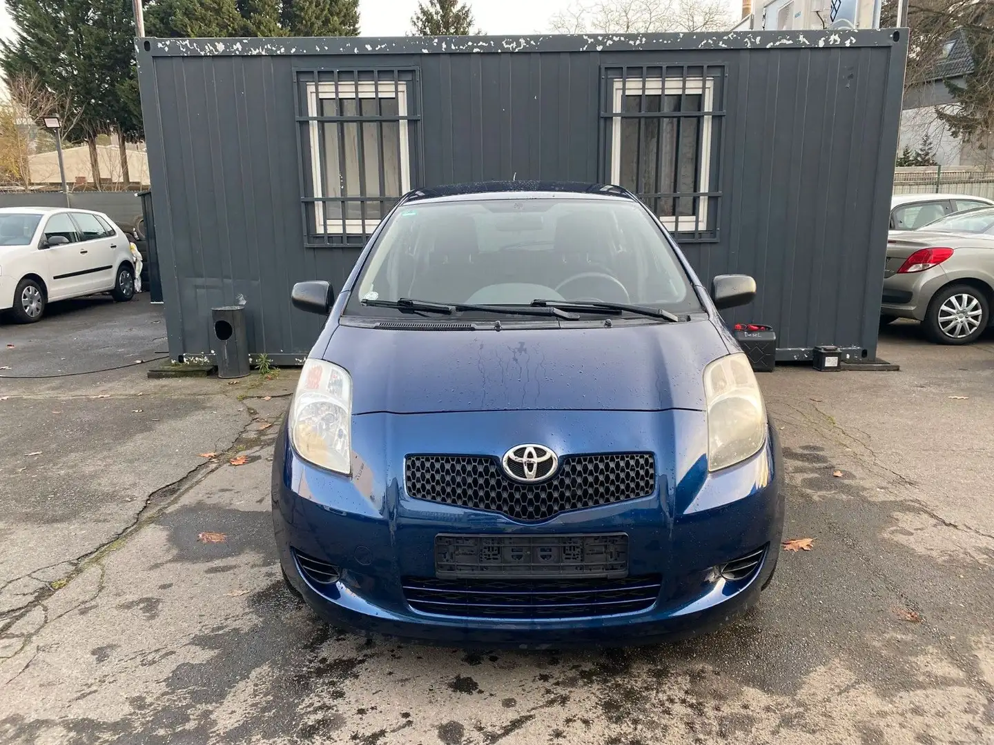 Toyota Yaris Luna Blau - 2