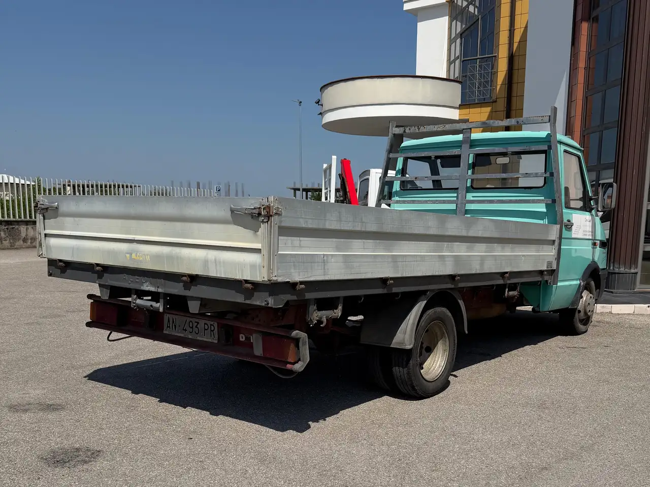 Iveco Daily 35.8 cassonato, foto 2
