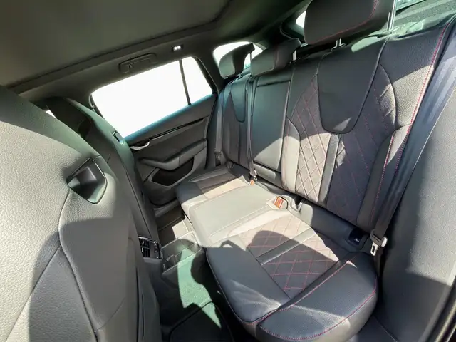 Skoda Octavia view 15