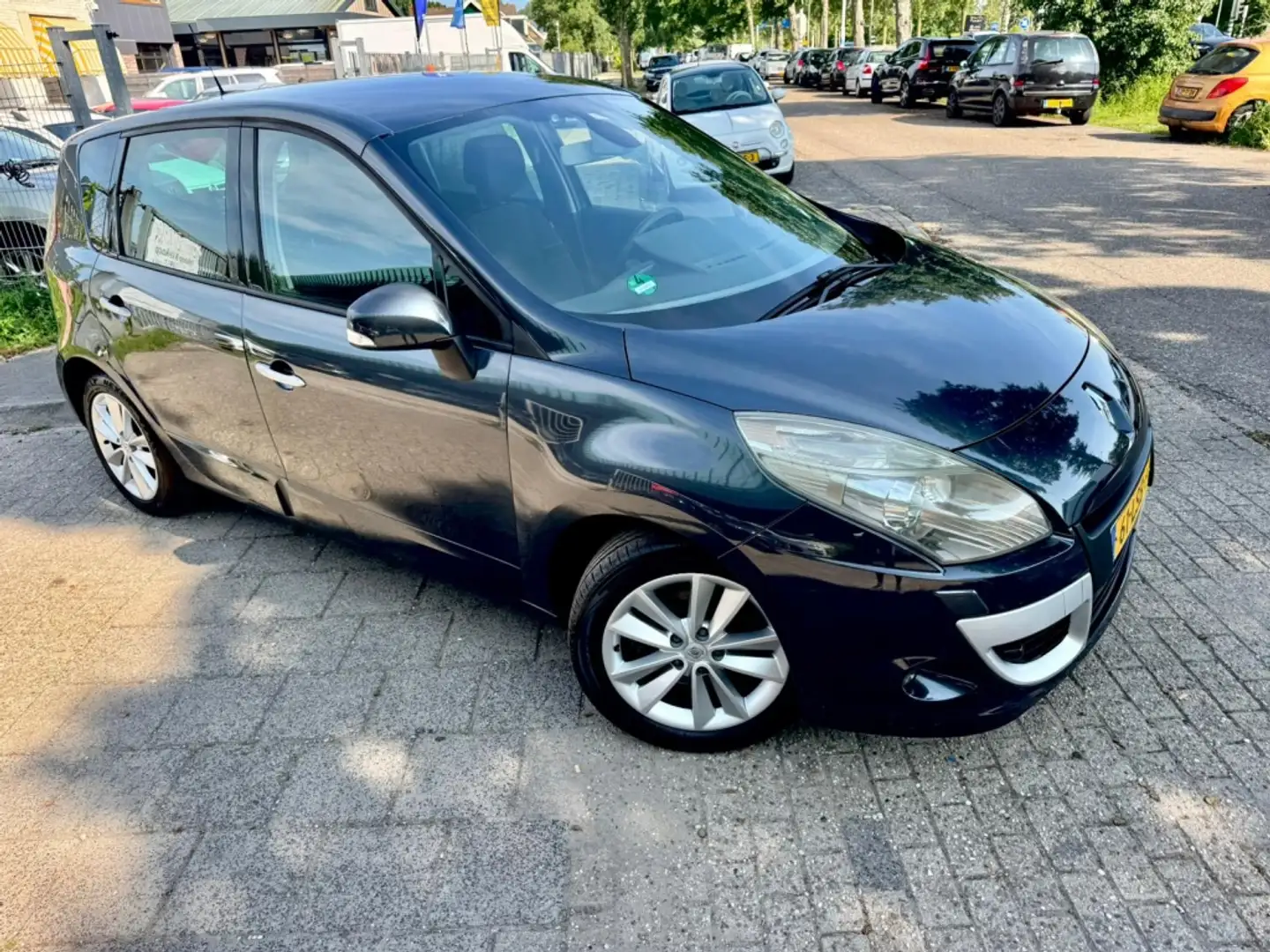Renault Scenic 1.4 TCE Dynamique Grau - 2