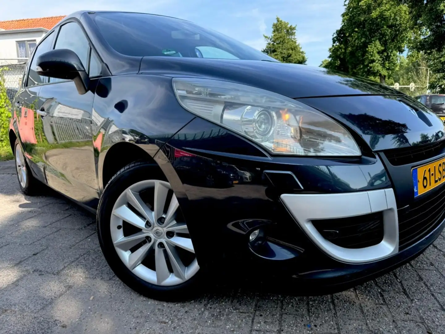 Renault Scenic 1.4 TCE Dynamique Grau - 1