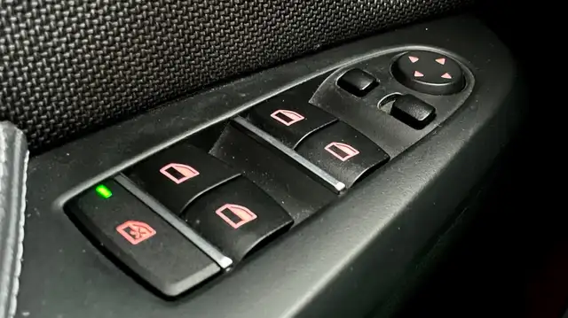 BMW X3 view 16