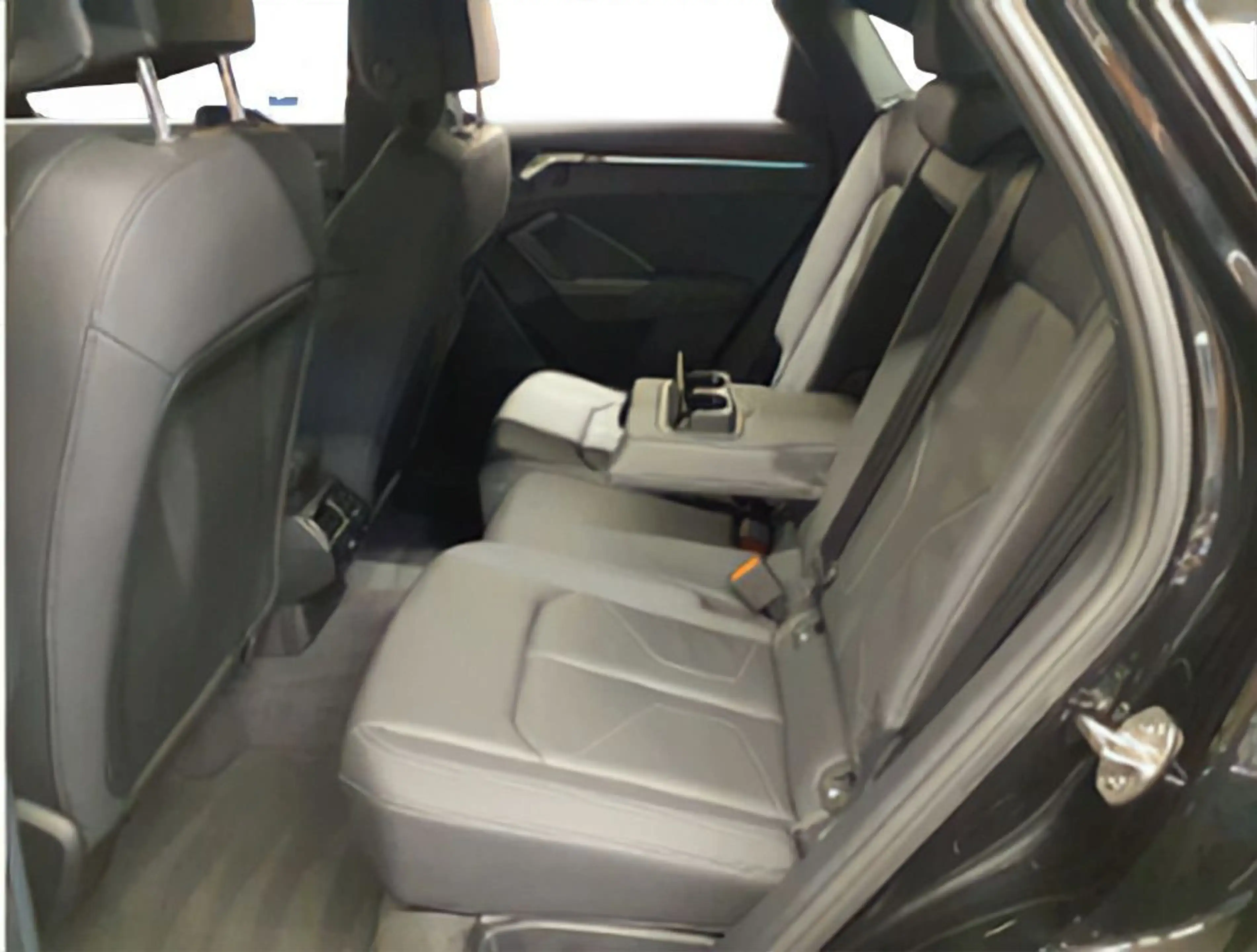 Audi Q3 35 TDI S line S tro*Pano*Matrix*Vir — photo 7
