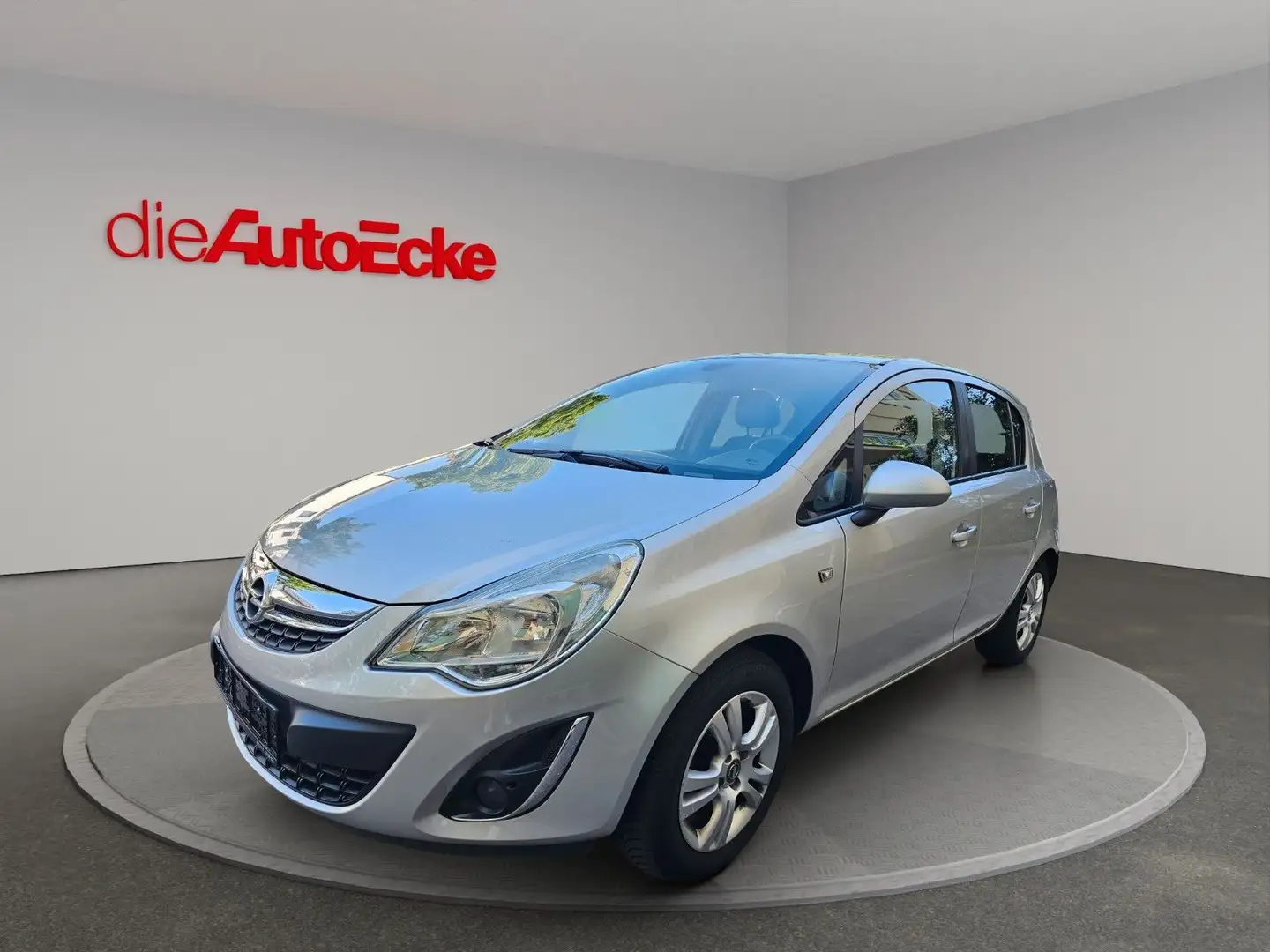 Opel Corsa D Automatik / 150 Jahre Opel Argent - 1
