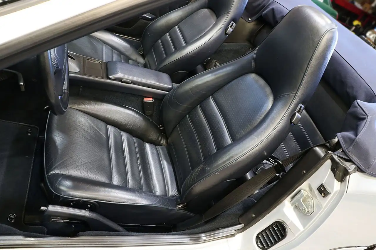 Porsche 968 3.0i Tiptronic, foto 12