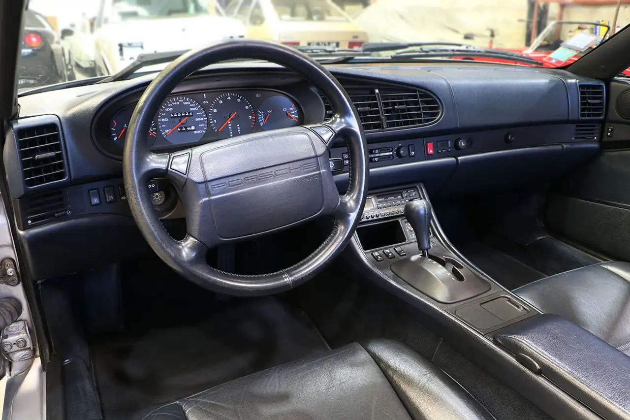Porsche 968 3.0i Tiptronic, foto 10