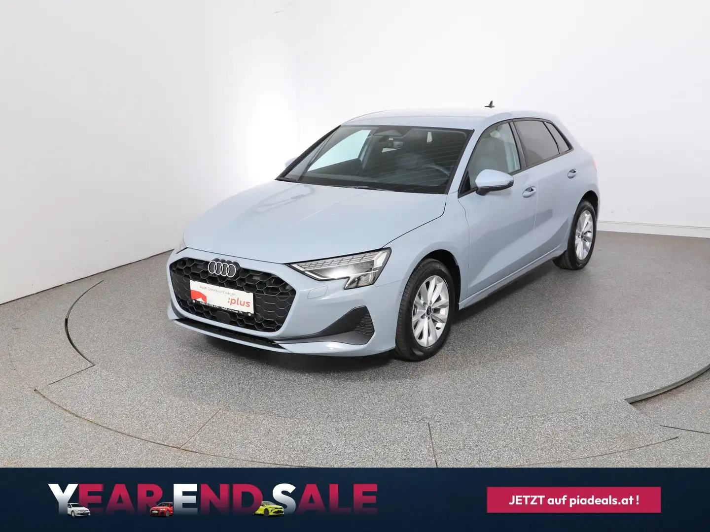 Audi A3 30 TFSI Grau - 1