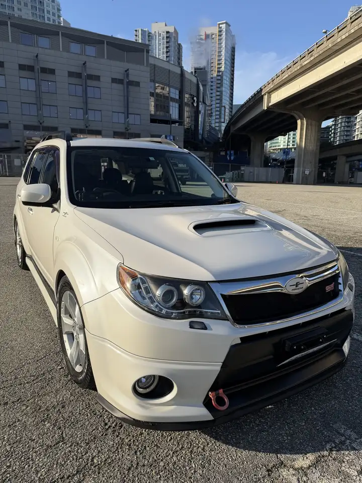 Subaru Forester снимка Subaru Forester