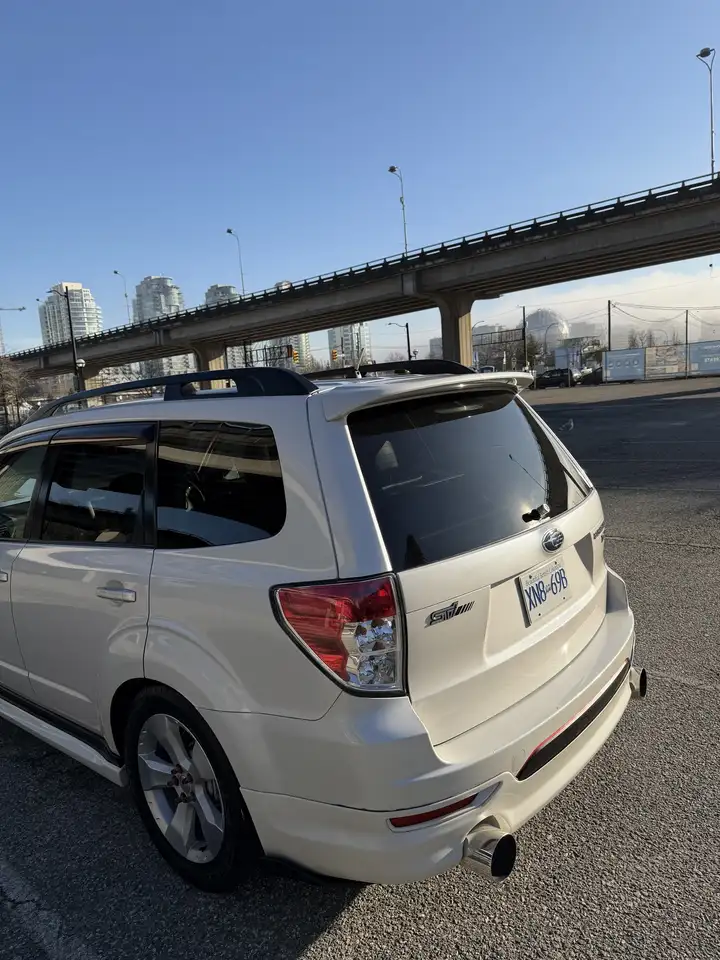 Subaru Forester снимка Subaru Forester