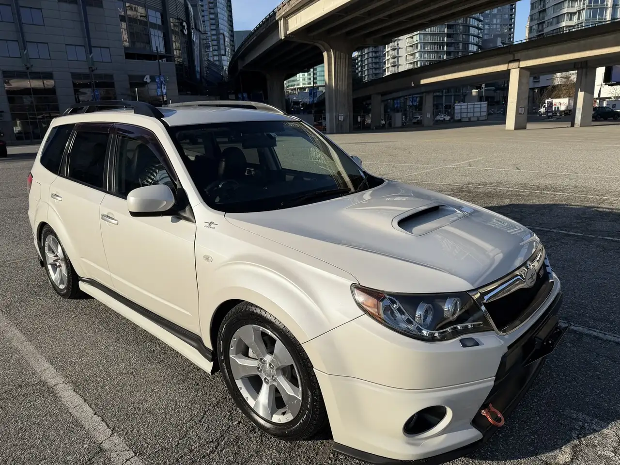 Subaru Forester снимка Subaru Forester