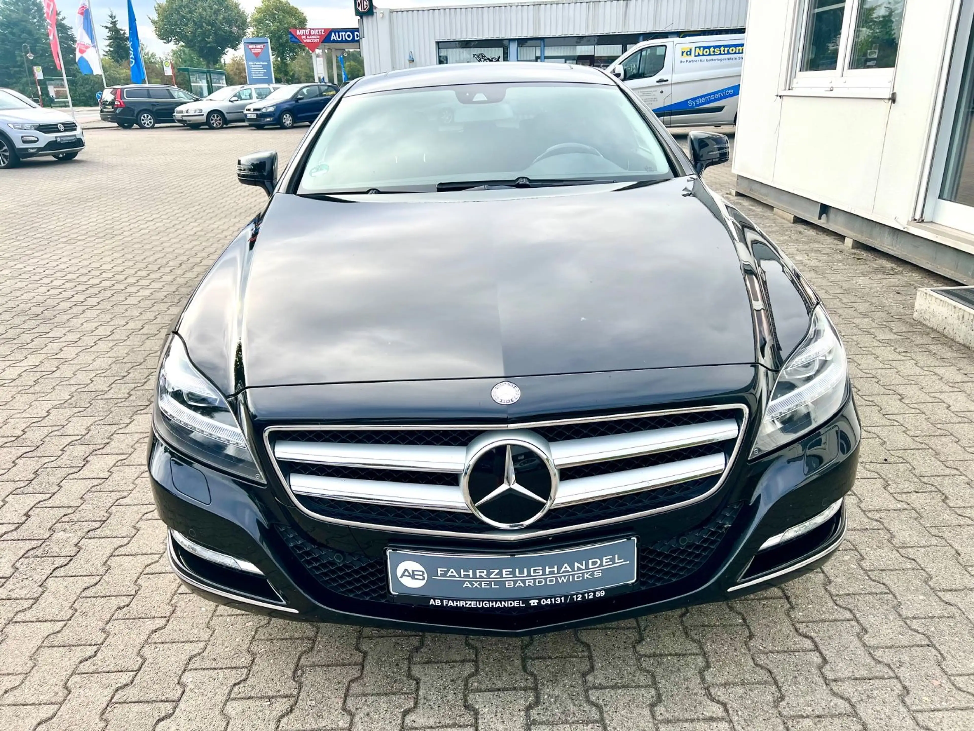 Mercedes-Benz CLS CLS 350 Shooting Brake / 2. Hand / LED / Distro. — photo 2