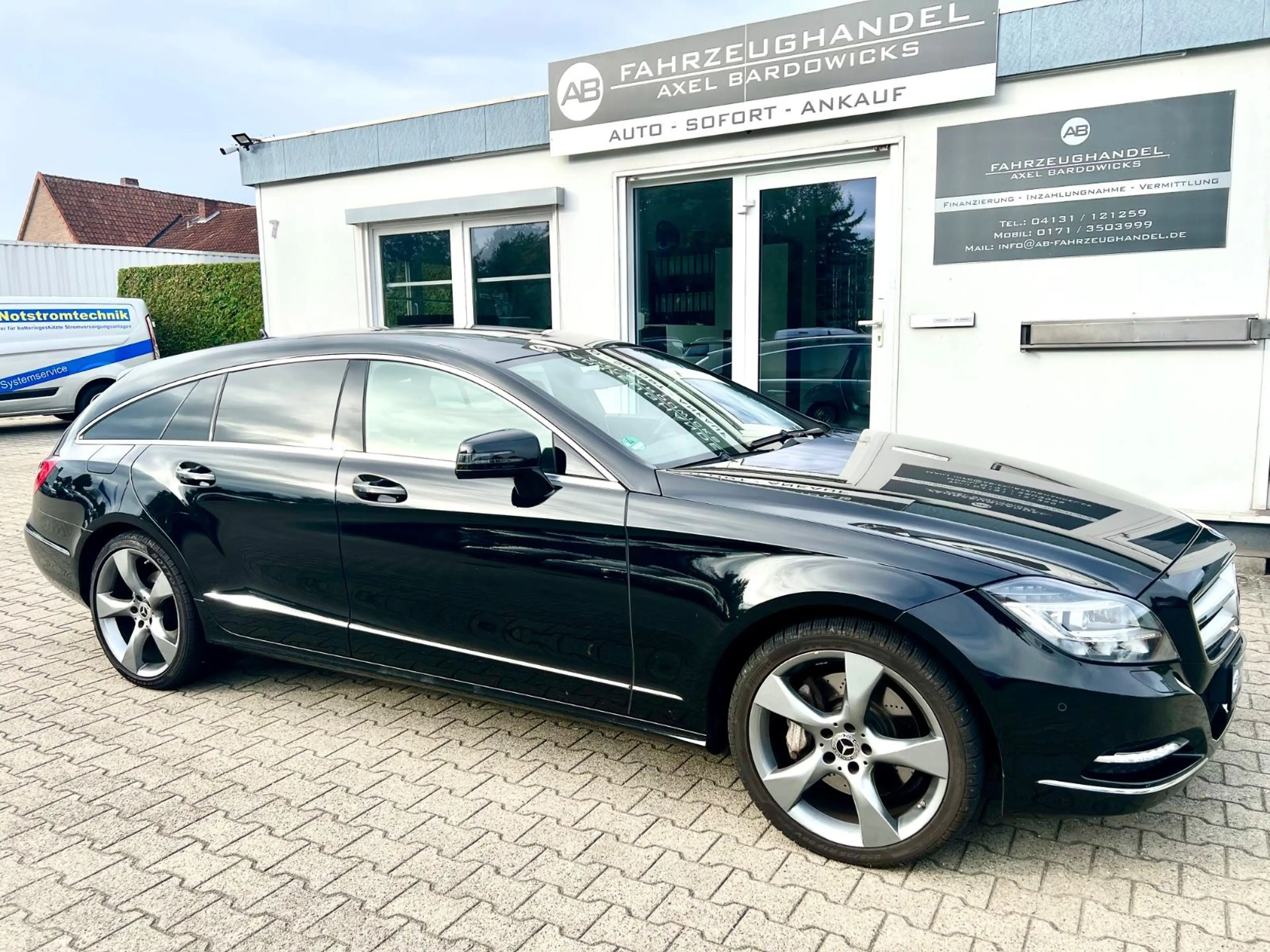 Mercedes-Benz CLS CLS 350 Shooting Brake / 2. Hand / LED / Distro.