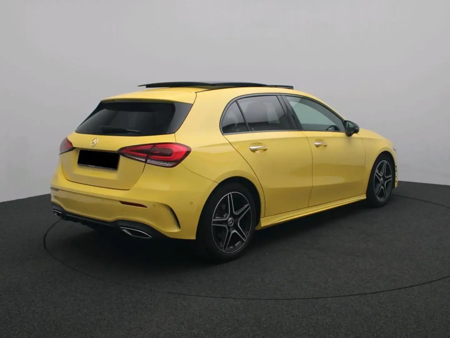 Mercedes-Benz A 180 A AMG Line Jaune - 2
