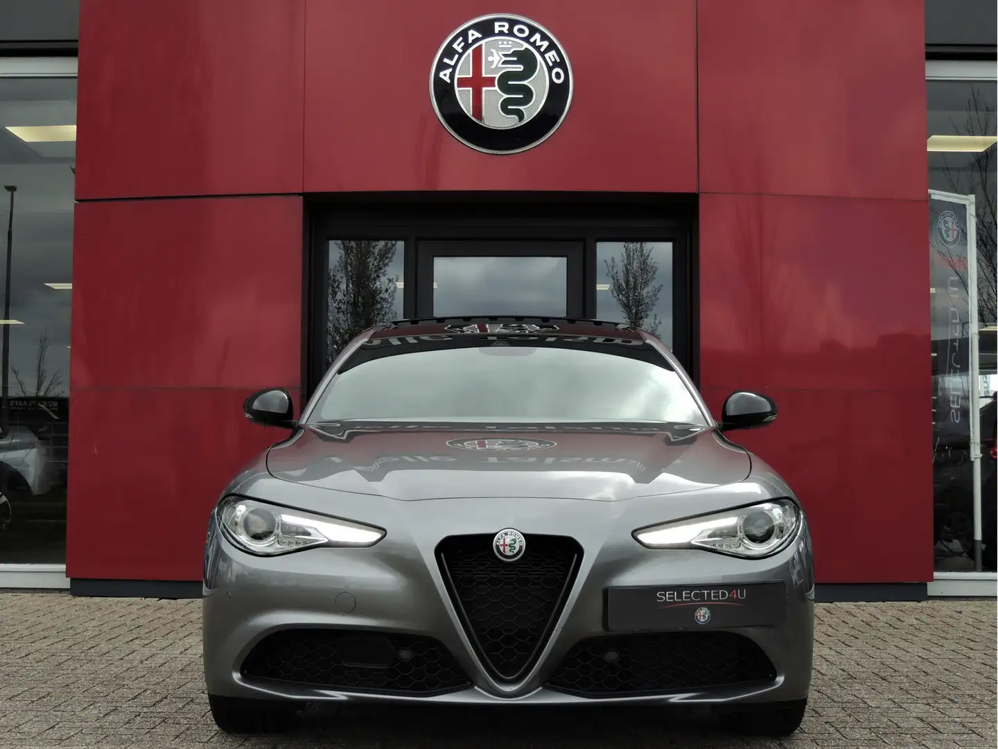 Alfa Romeo Giulia 2.2 Sprint | Veloce Interieur | Apple/android Carp Grijs - 2
