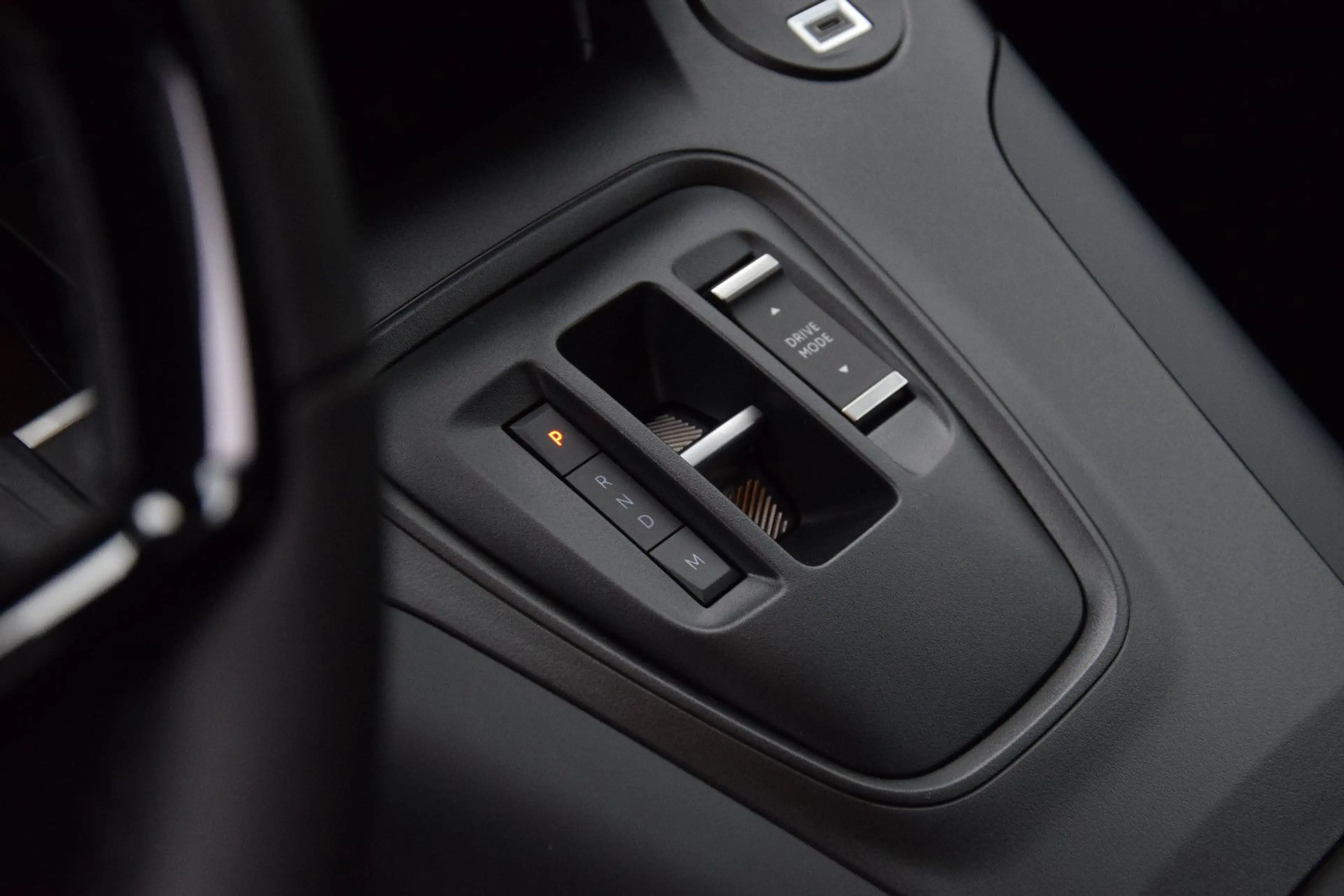 Fiat Qubo L BlueHDi 130 AT NAV 7-SITZE DACHRELING AHK — photo 9