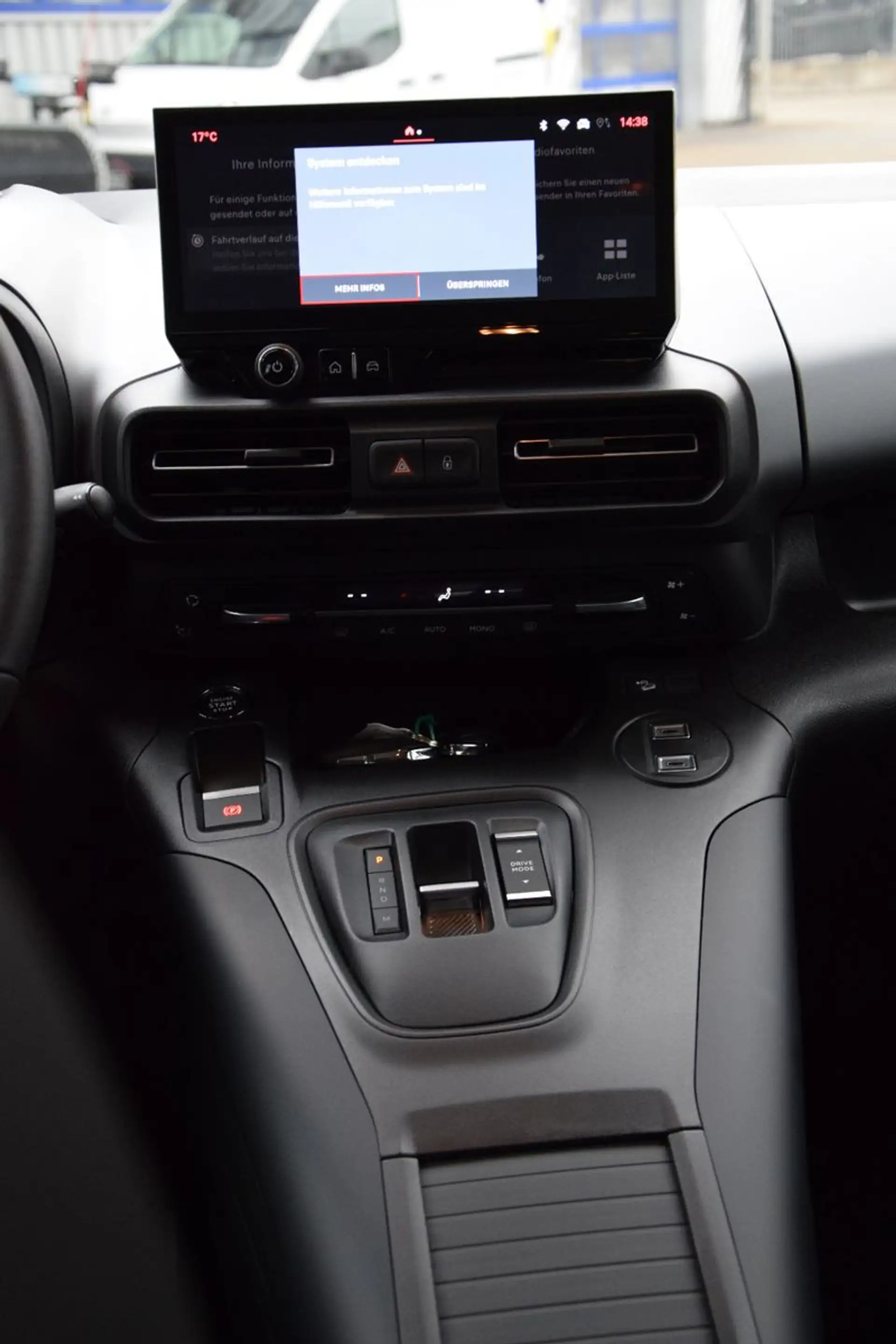 Fiat Qubo L BlueHDi 130 AT NAV 7-SITZE DACHRELING AHK — photo 3