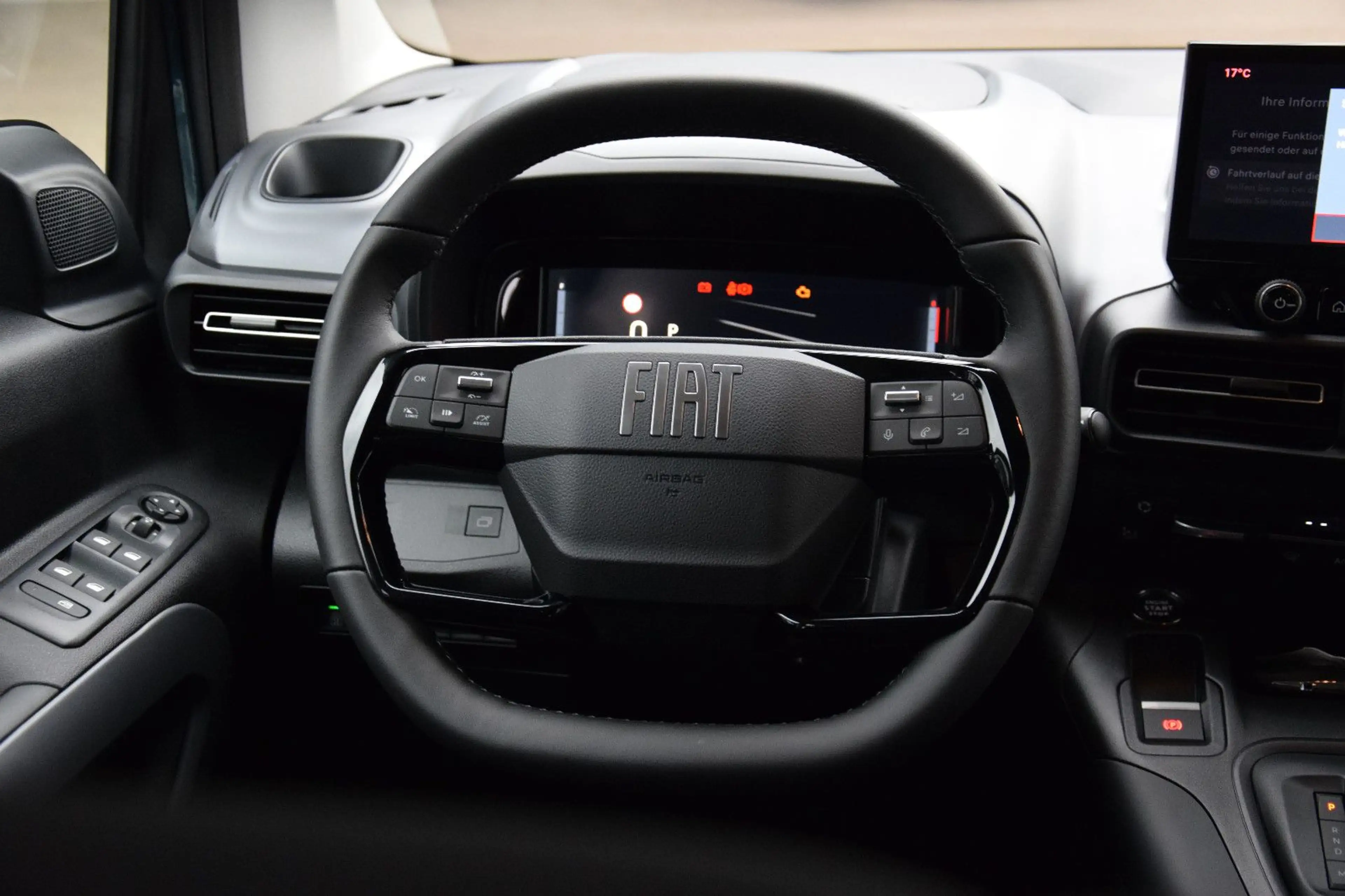 Fiat Qubo L BlueHDi 130 AT NAV 7-SITZE DACHRELING AHK — photo 4